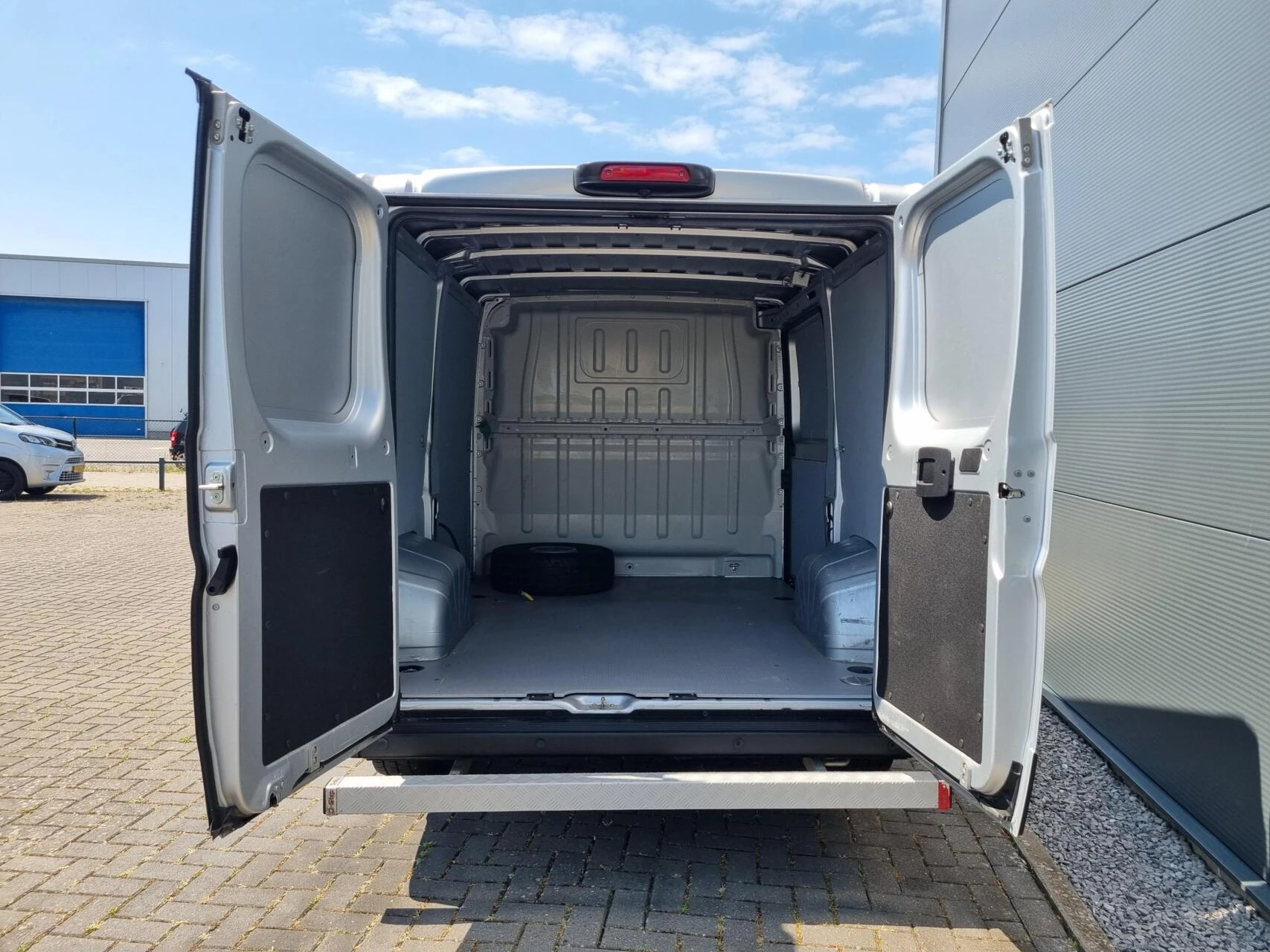 Hoofdafbeelding Opel Movano