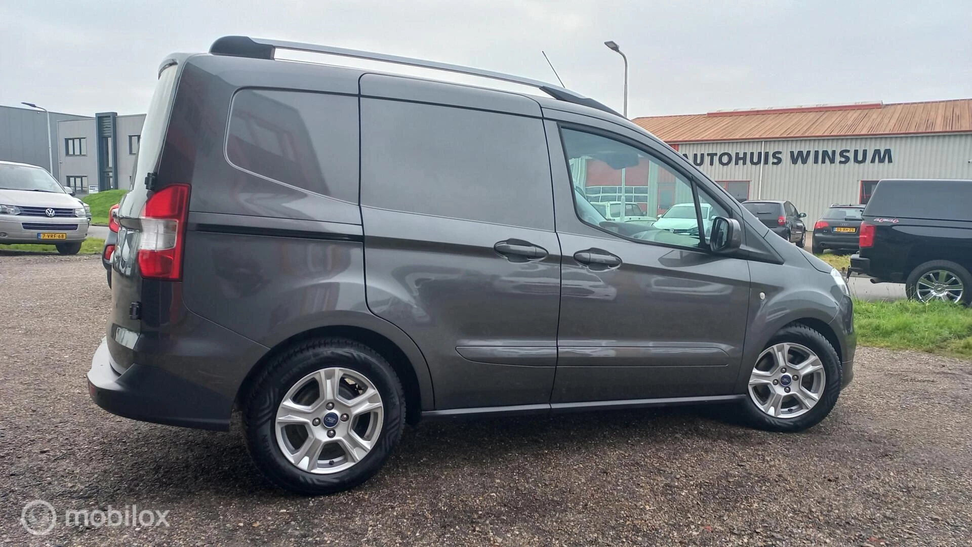 Hoofdafbeelding Ford Transit Courier