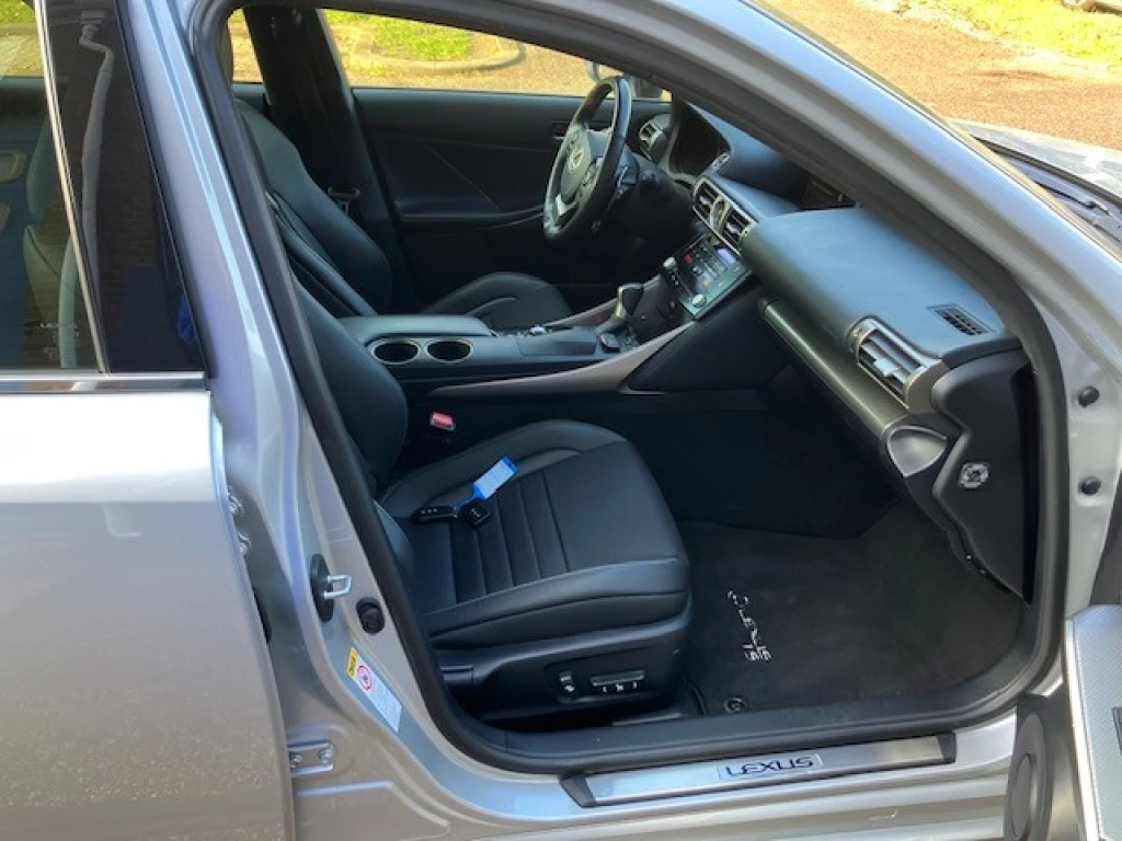 Hoofdafbeelding Lexus IS