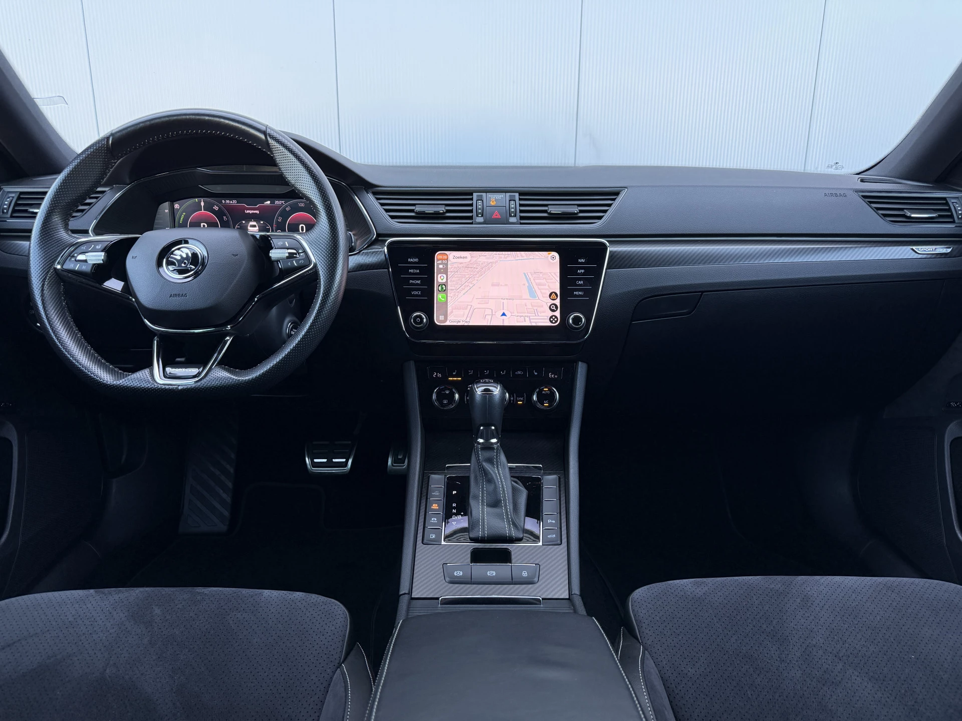 Hoofdafbeelding Škoda Superb