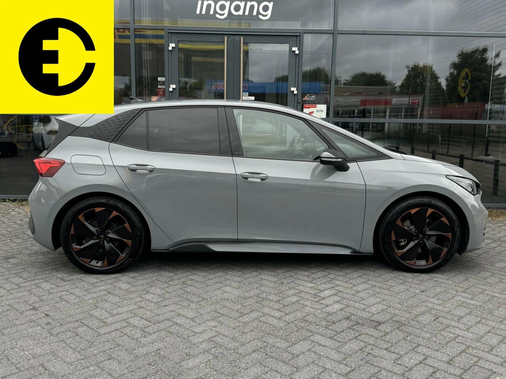 Hoofdafbeelding CUPRA Born