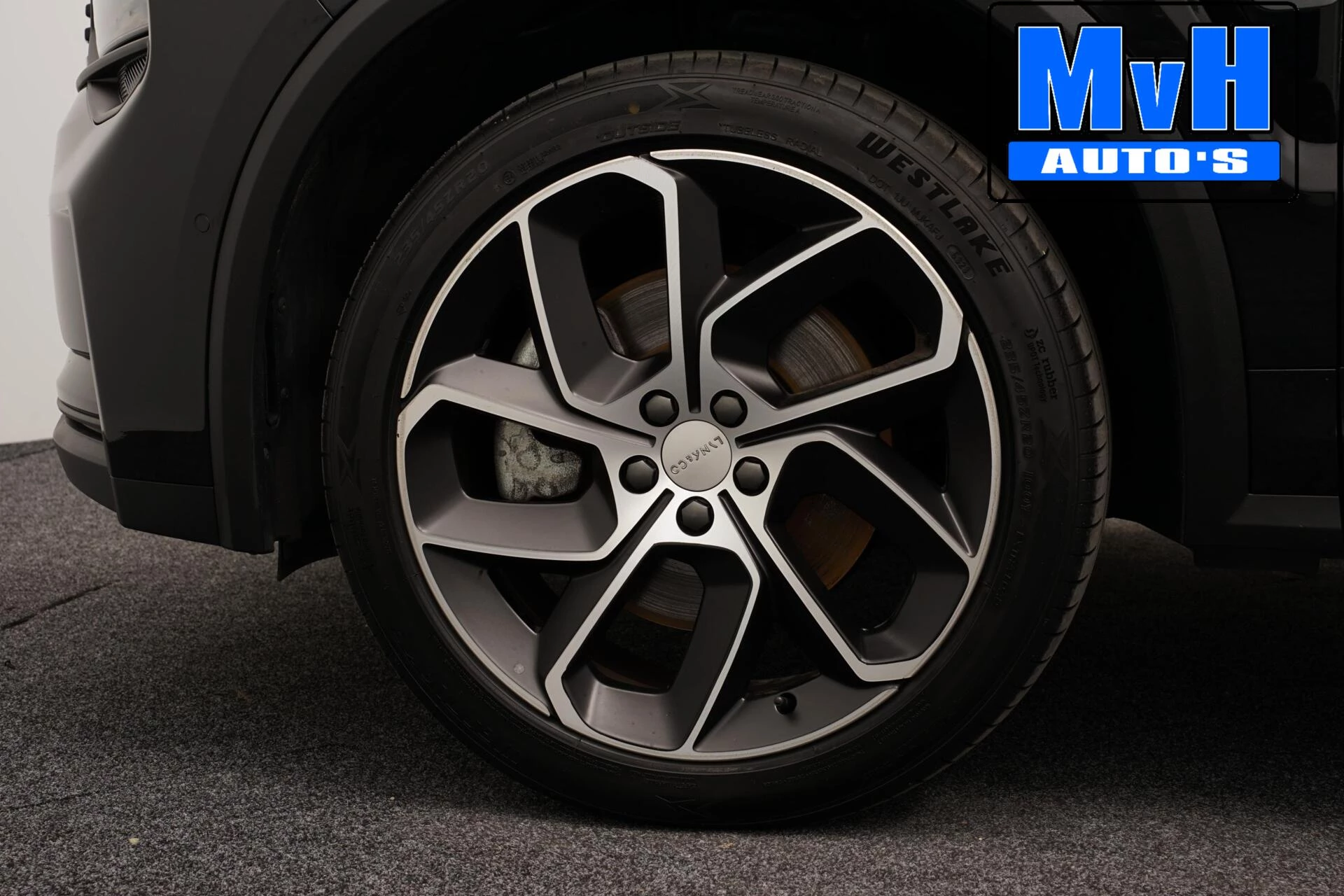 Hoofdafbeelding Lynk & Co 01