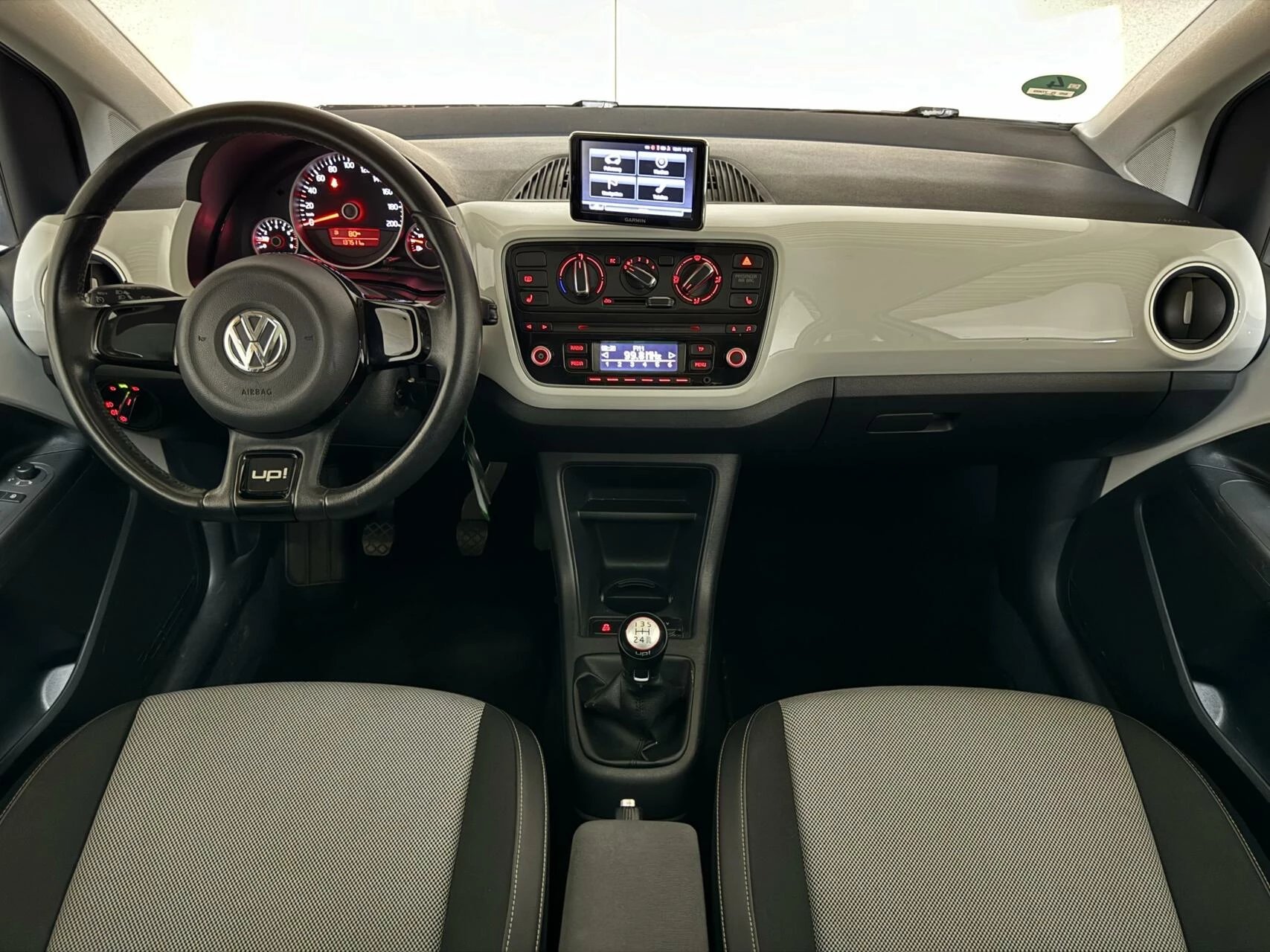 Hoofdafbeelding Volkswagen up!