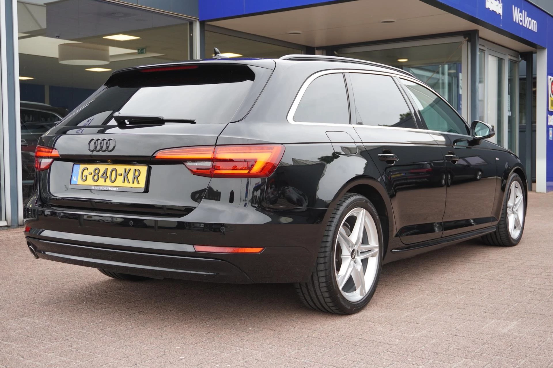 Hoofdafbeelding Audi A4