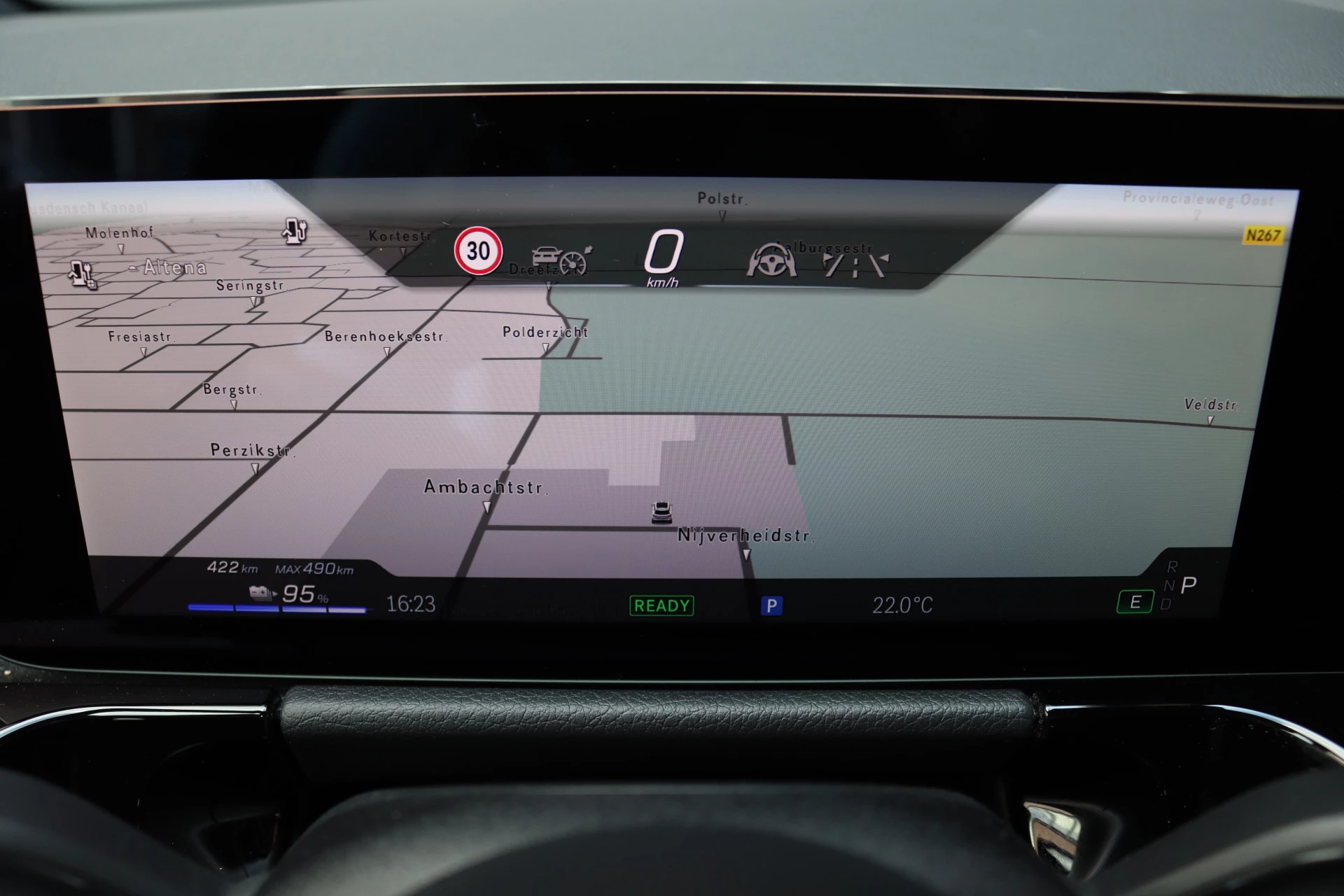 Hoofdafbeelding Mercedes-Benz EQA