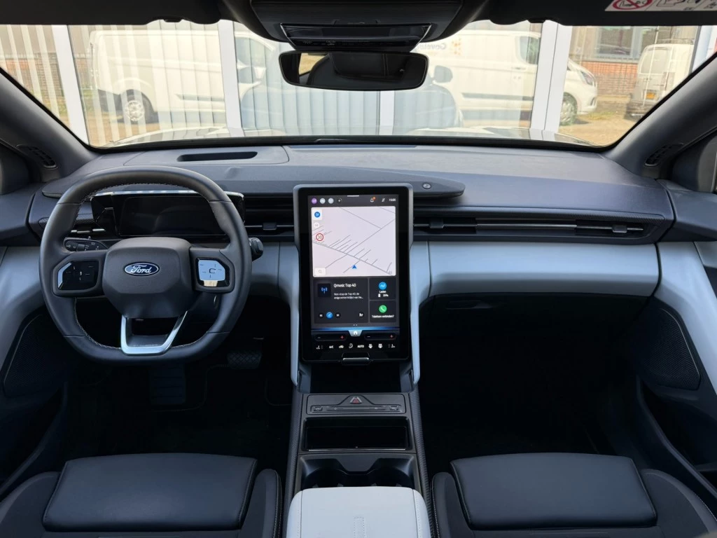 Hoofdafbeelding Ford Explorer