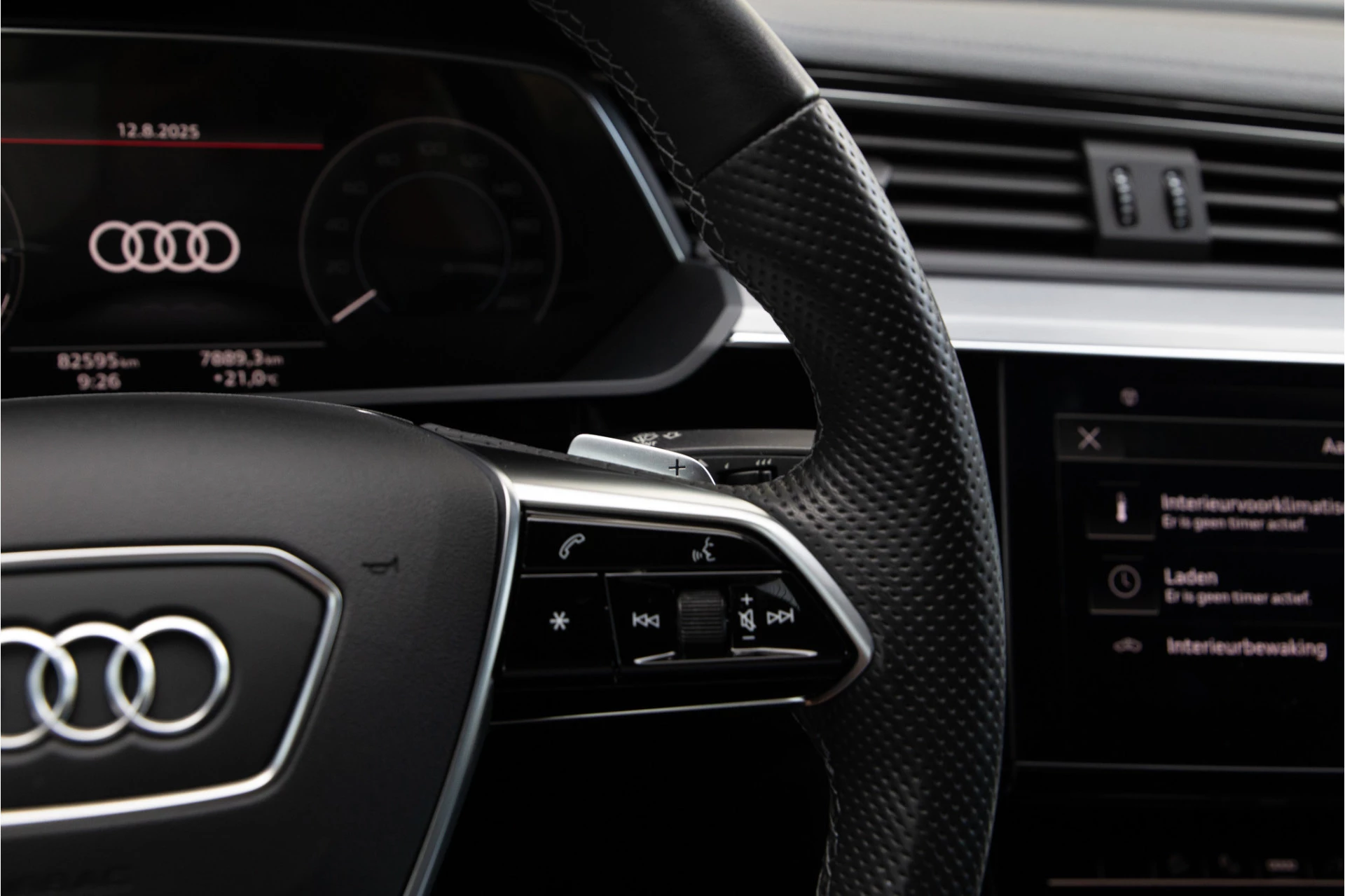 Hoofdafbeelding Audi e-tron