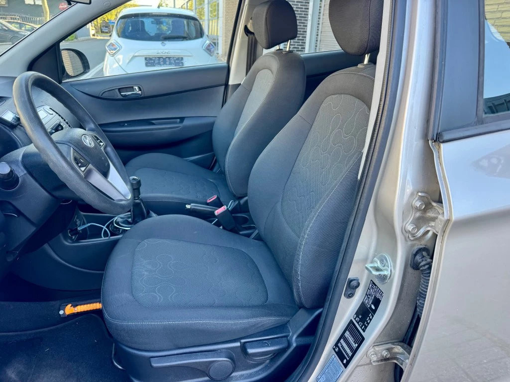 Hoofdafbeelding Hyundai i20