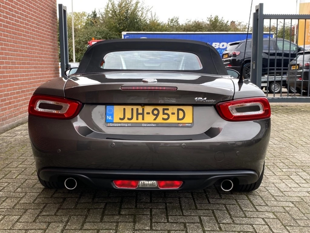 Hoofdafbeelding Fiat 124 Spider
