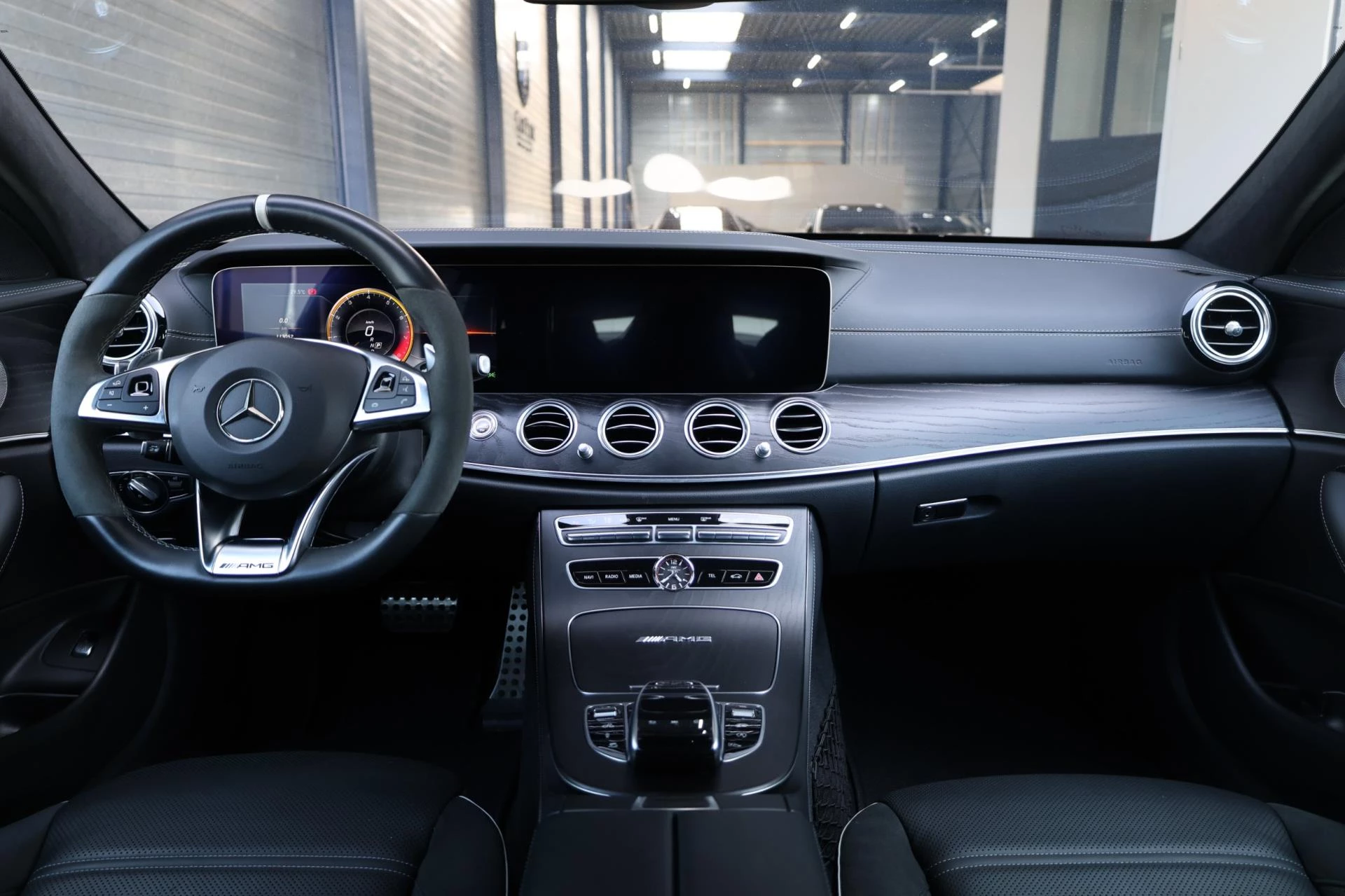 Hoofdafbeelding Mercedes-Benz E-Klasse