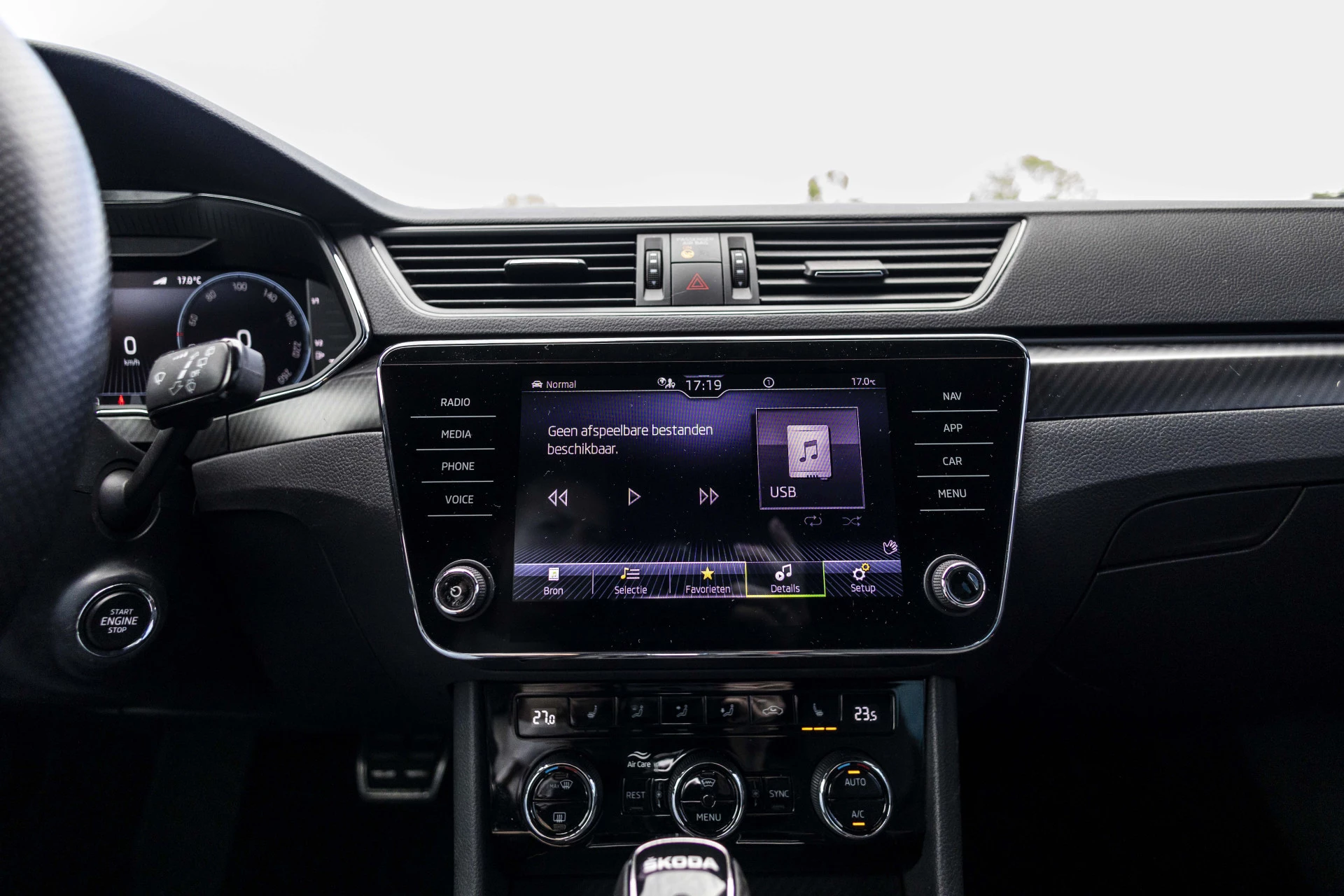Hoofdafbeelding Škoda Superb