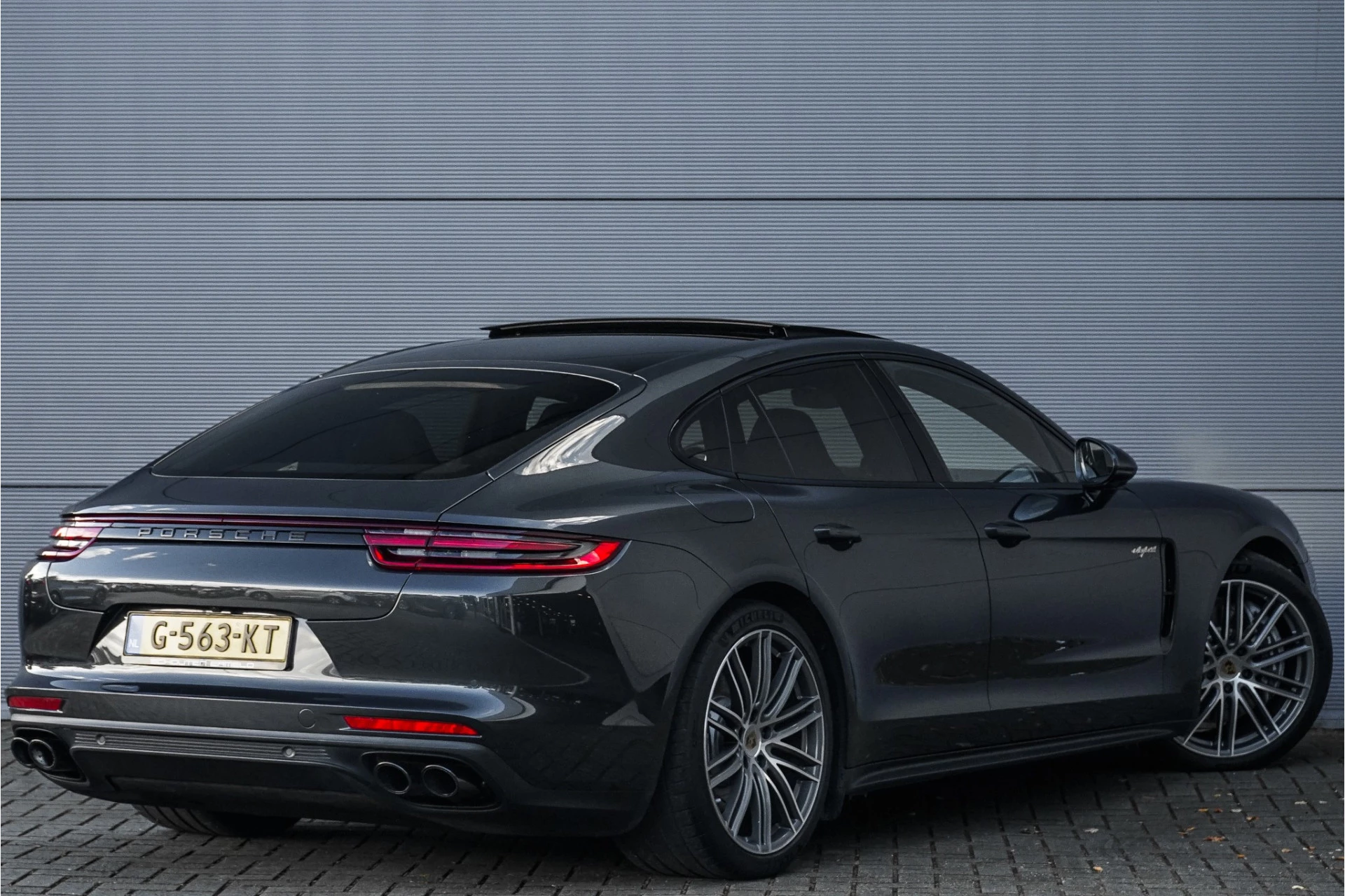 Hoofdafbeelding Porsche Panamera