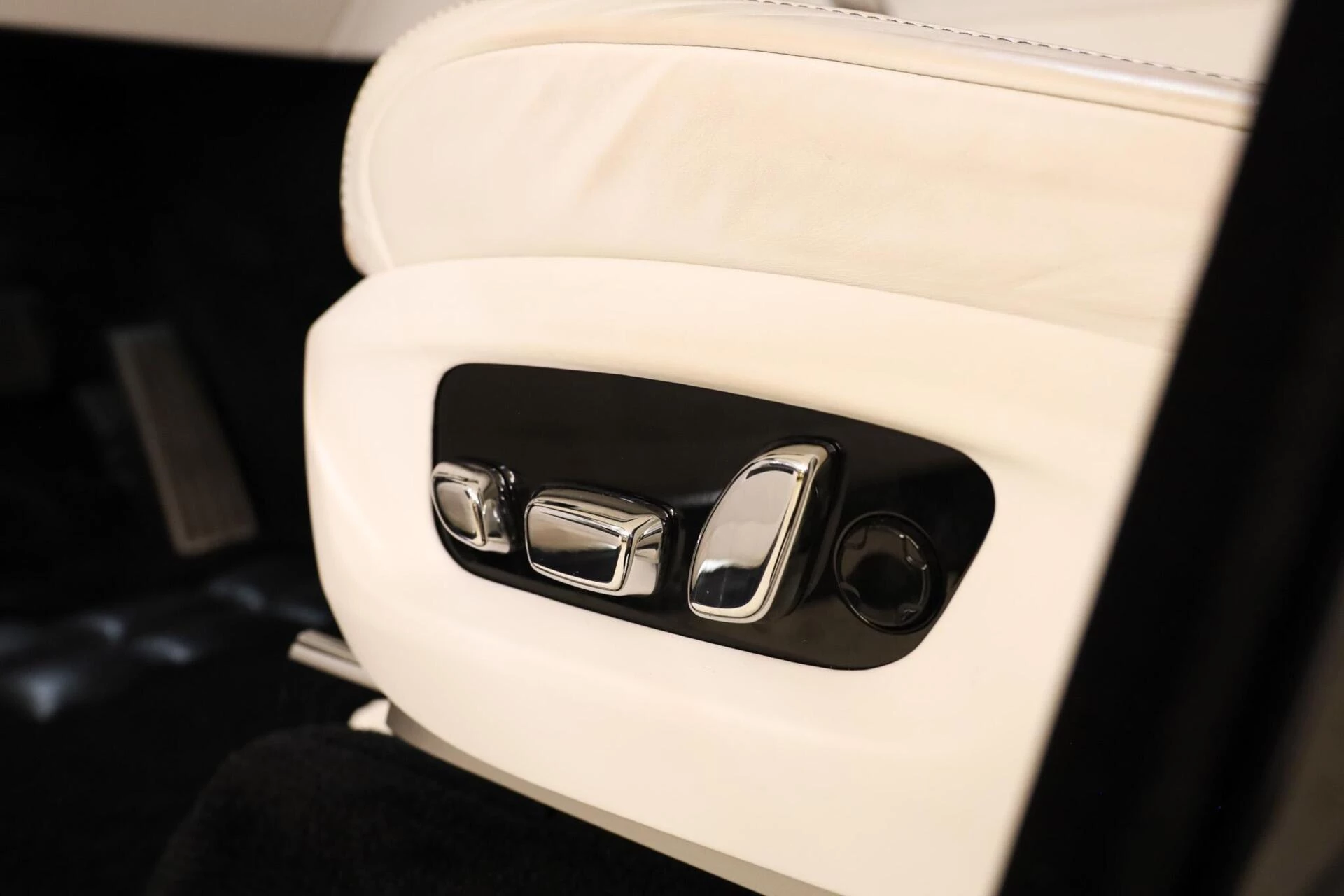 Hoofdafbeelding Rolls-Royce Cullinan