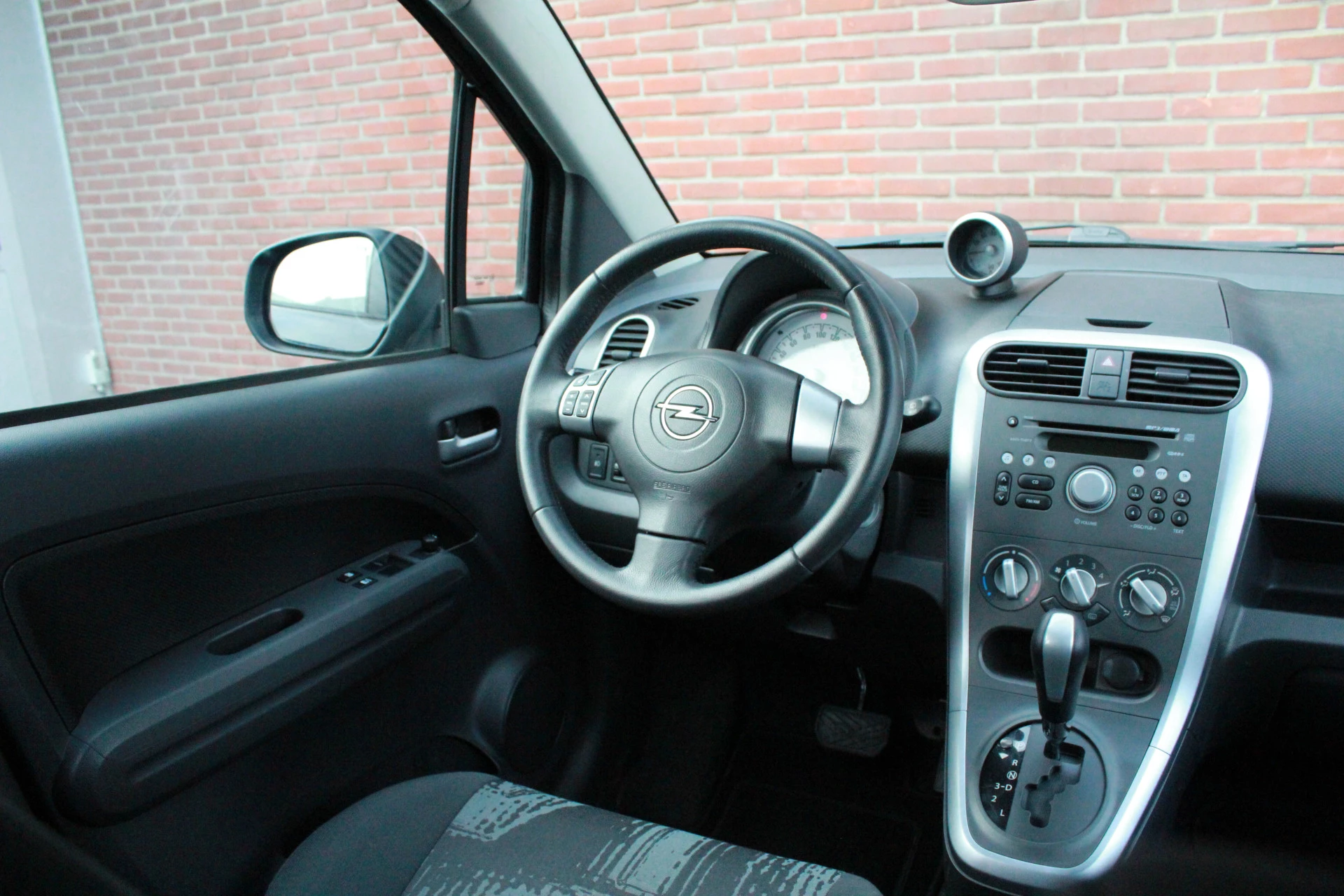 Hoofdafbeelding Opel Agila
