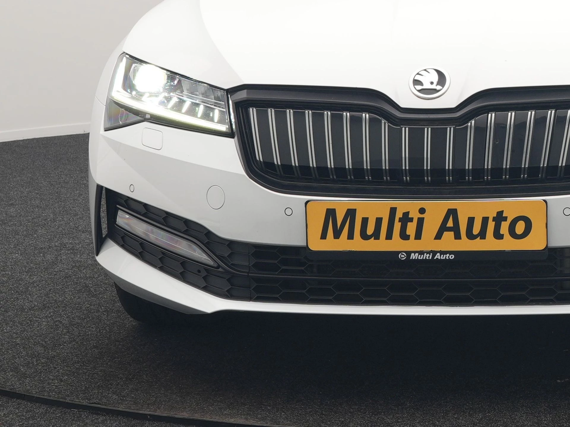 Hoofdafbeelding Škoda Superb
