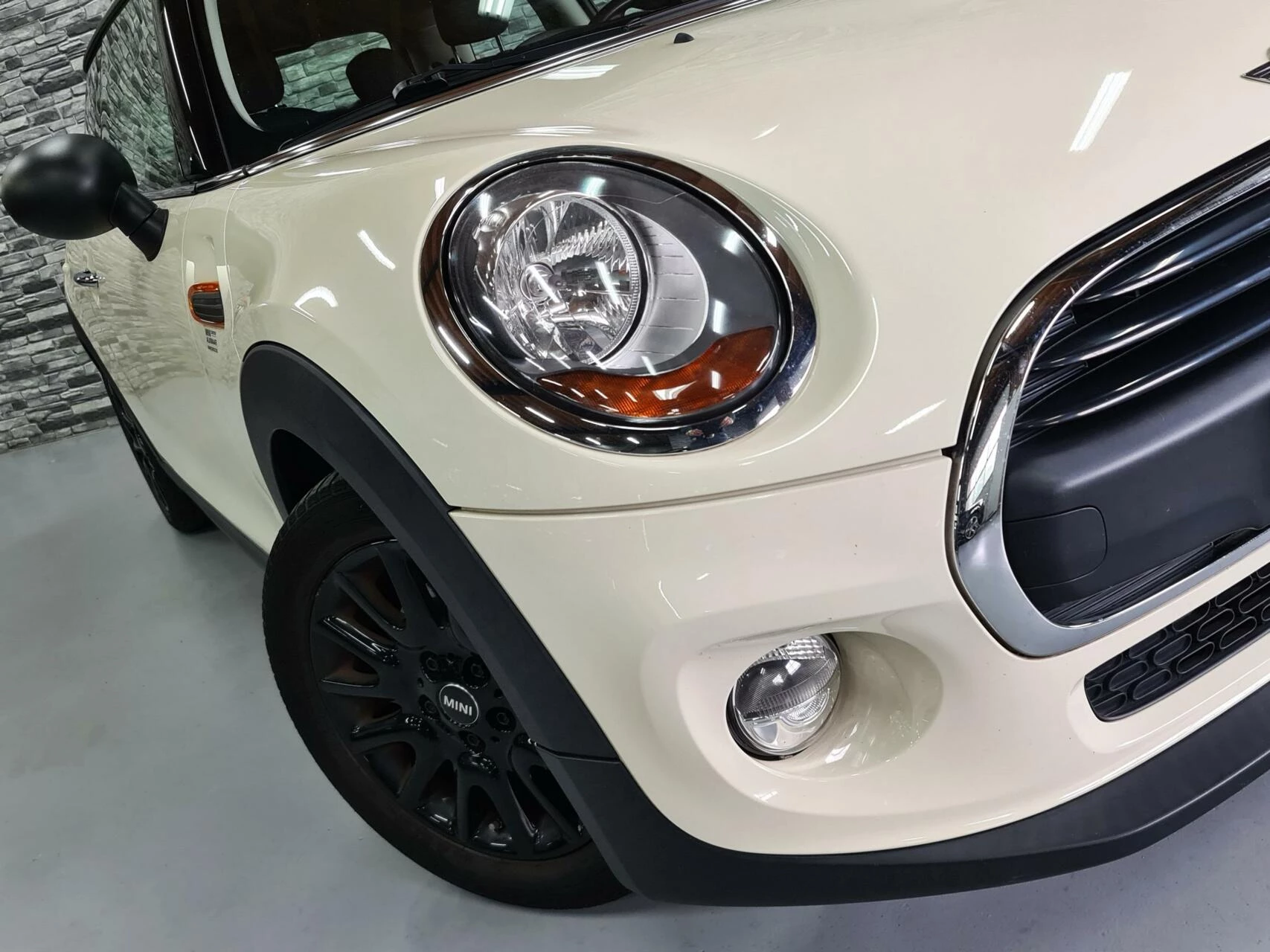 Hoofdafbeelding MINI One