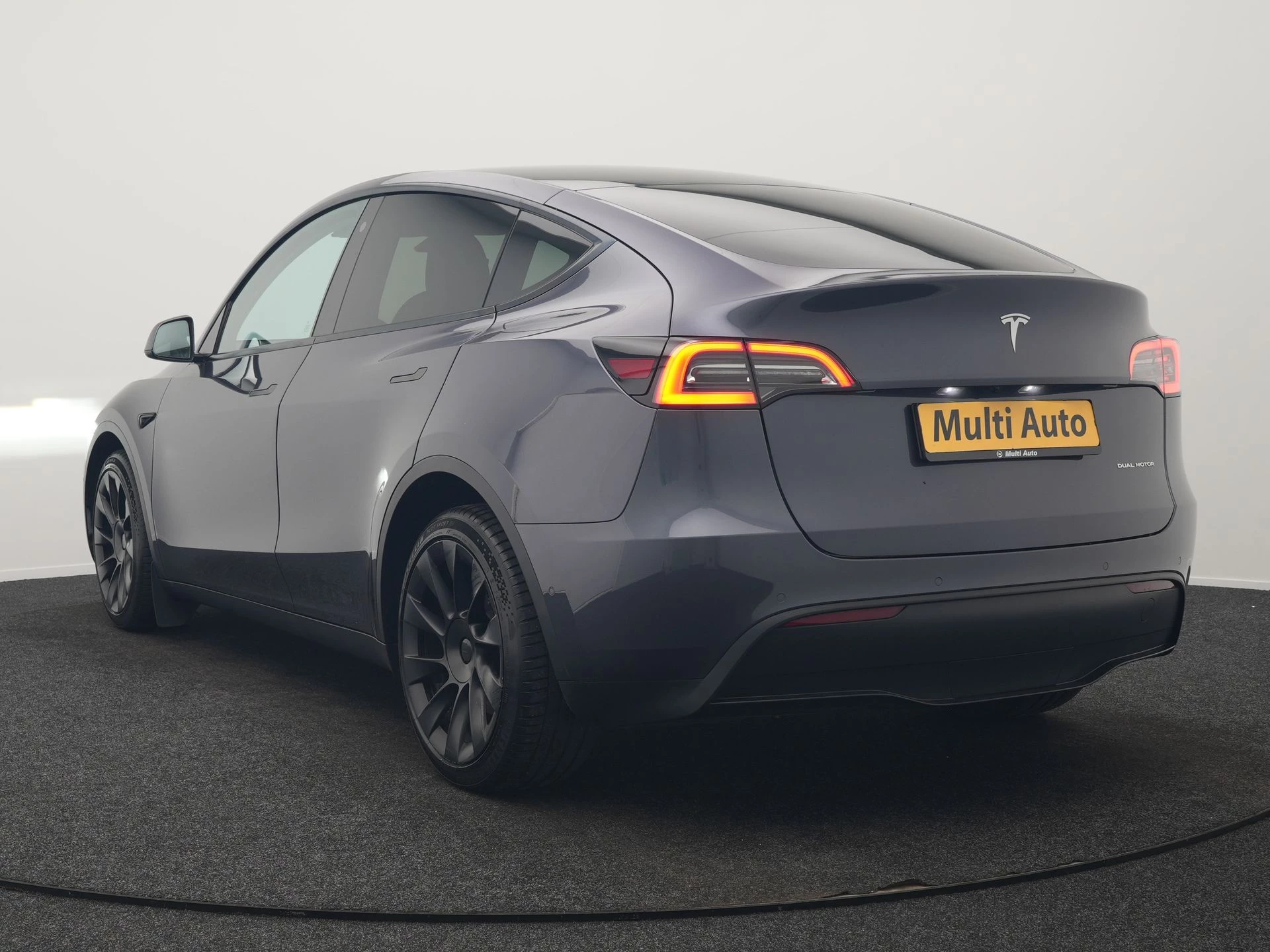 Hoofdafbeelding Tesla Model Y