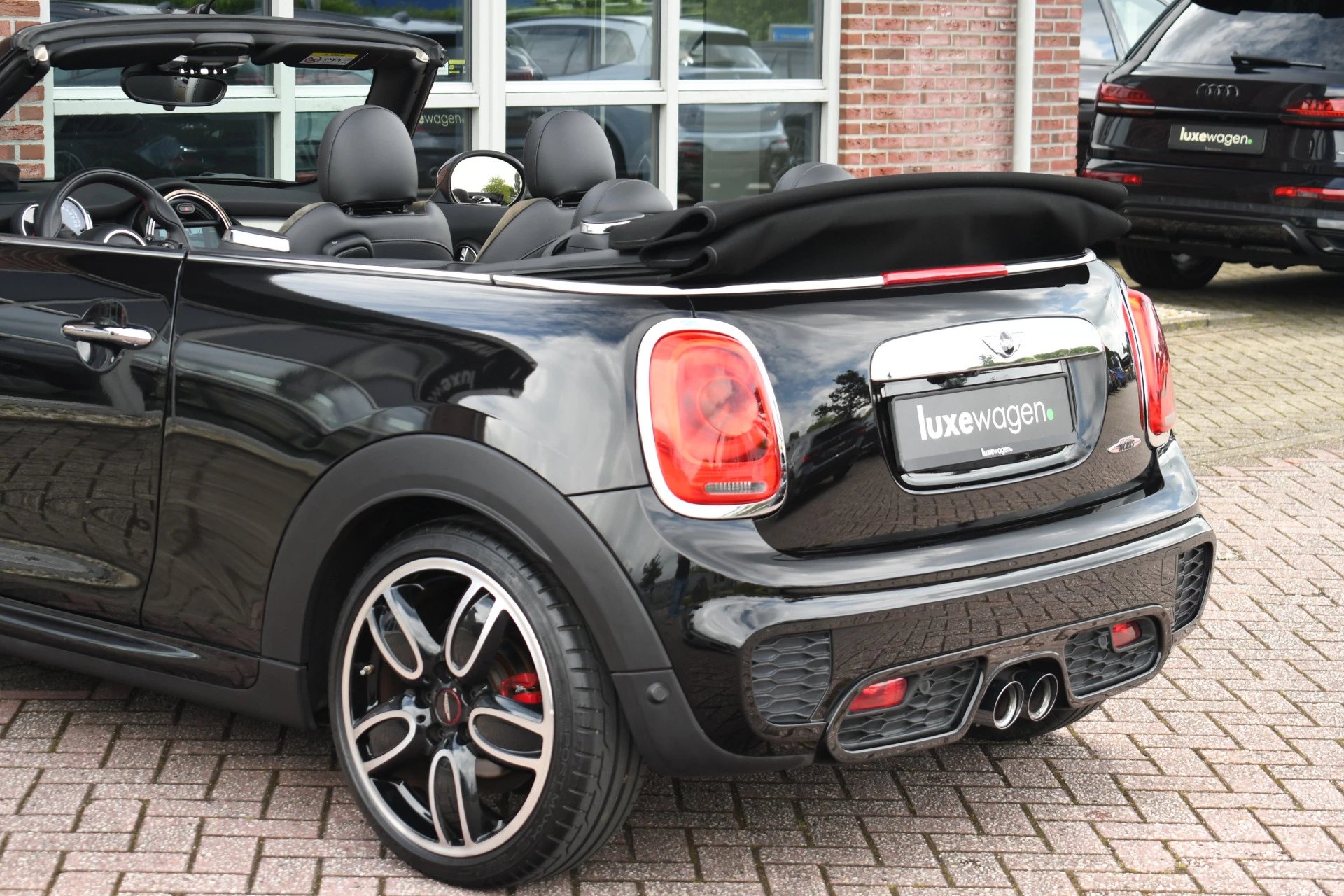 Hoofdafbeelding MINI Cabrio