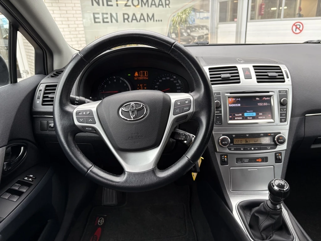 Hoofdafbeelding Toyota Avensis