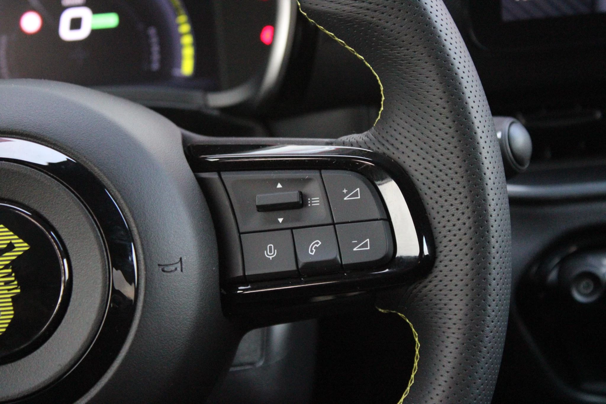 Hoofdafbeelding Abarth 600e