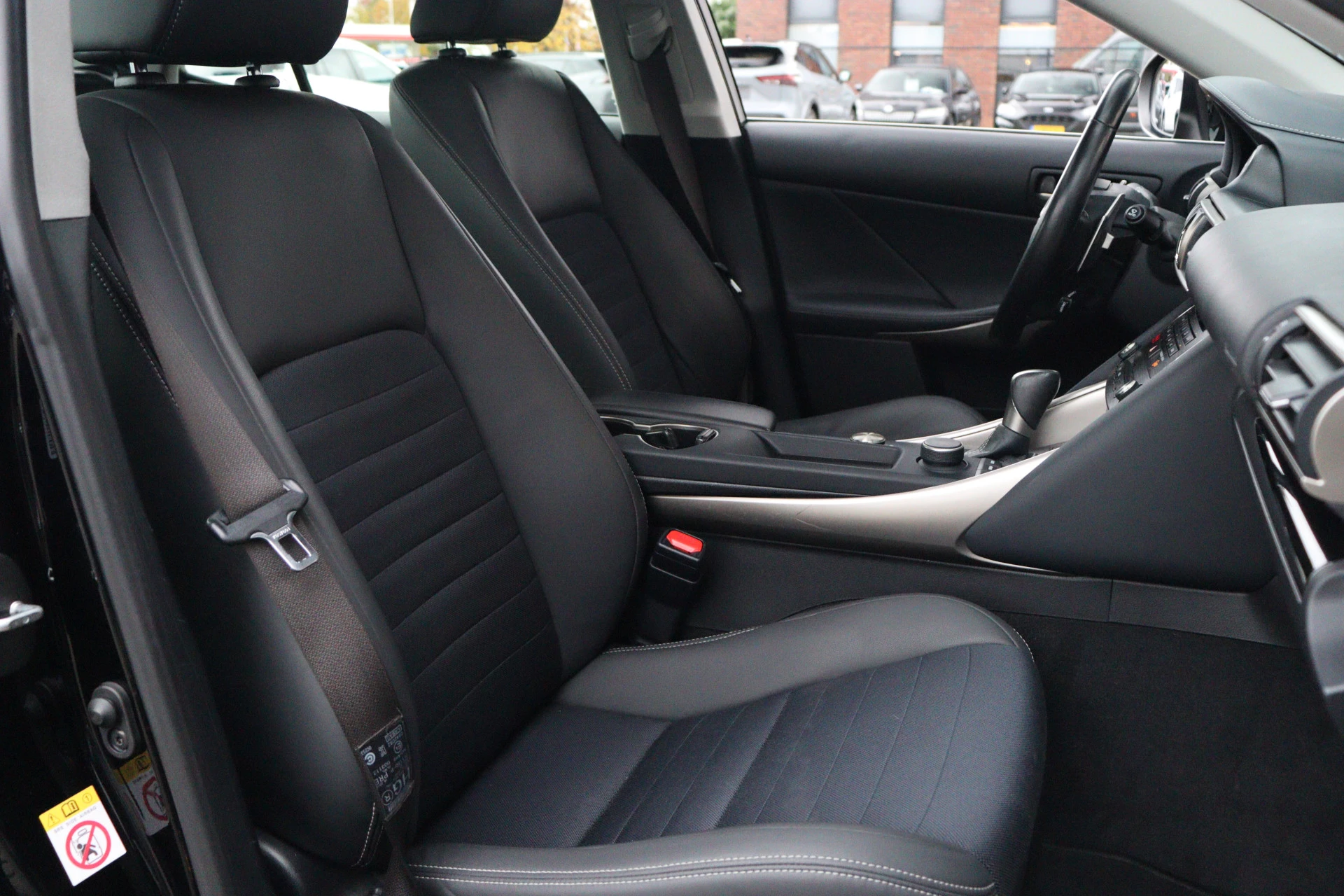 Hoofdafbeelding Lexus IS