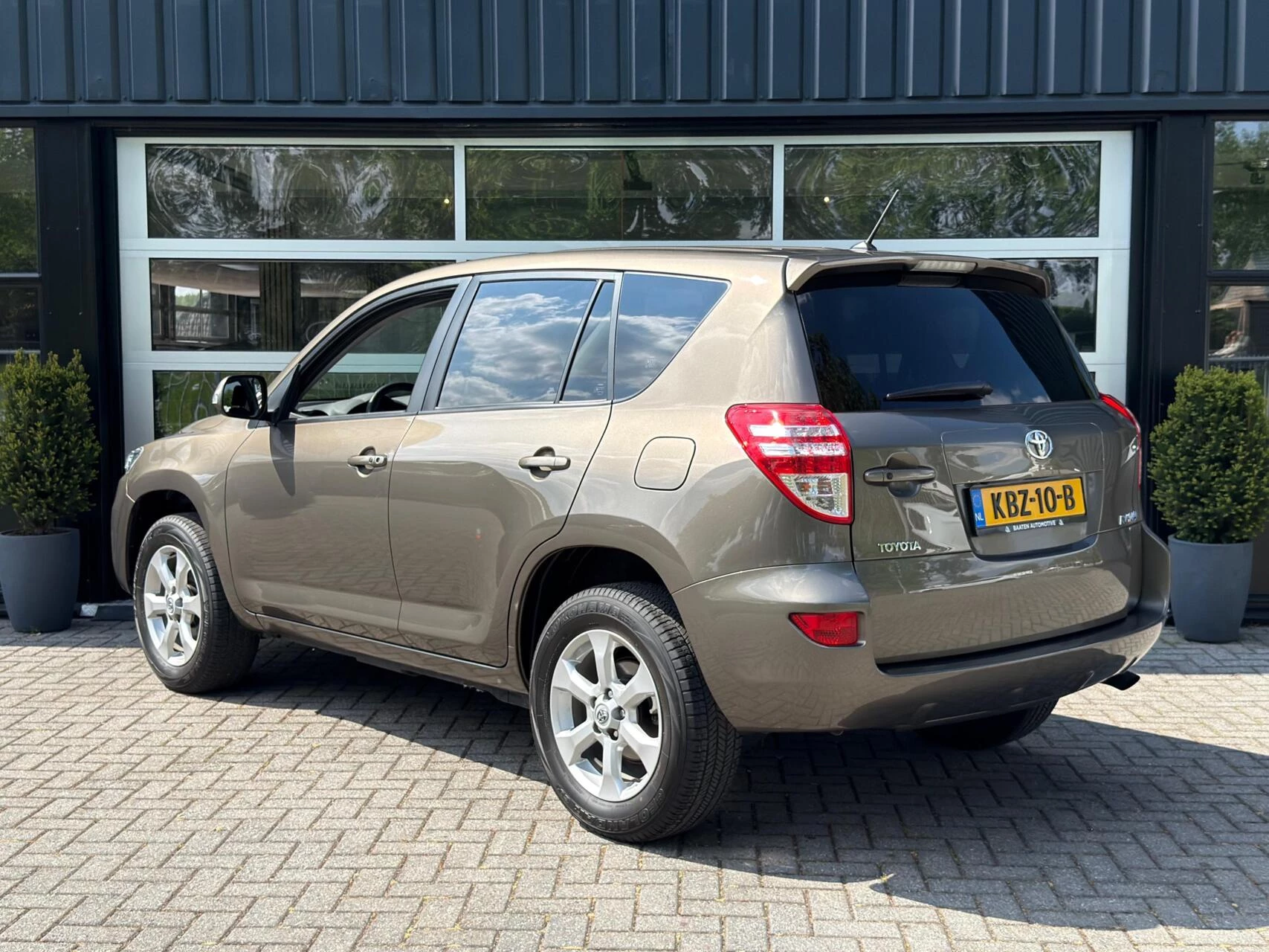 Hoofdafbeelding Toyota RAV4
