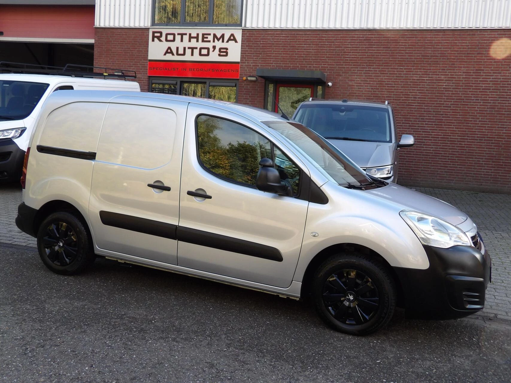 Hoofdafbeelding Peugeot Partner