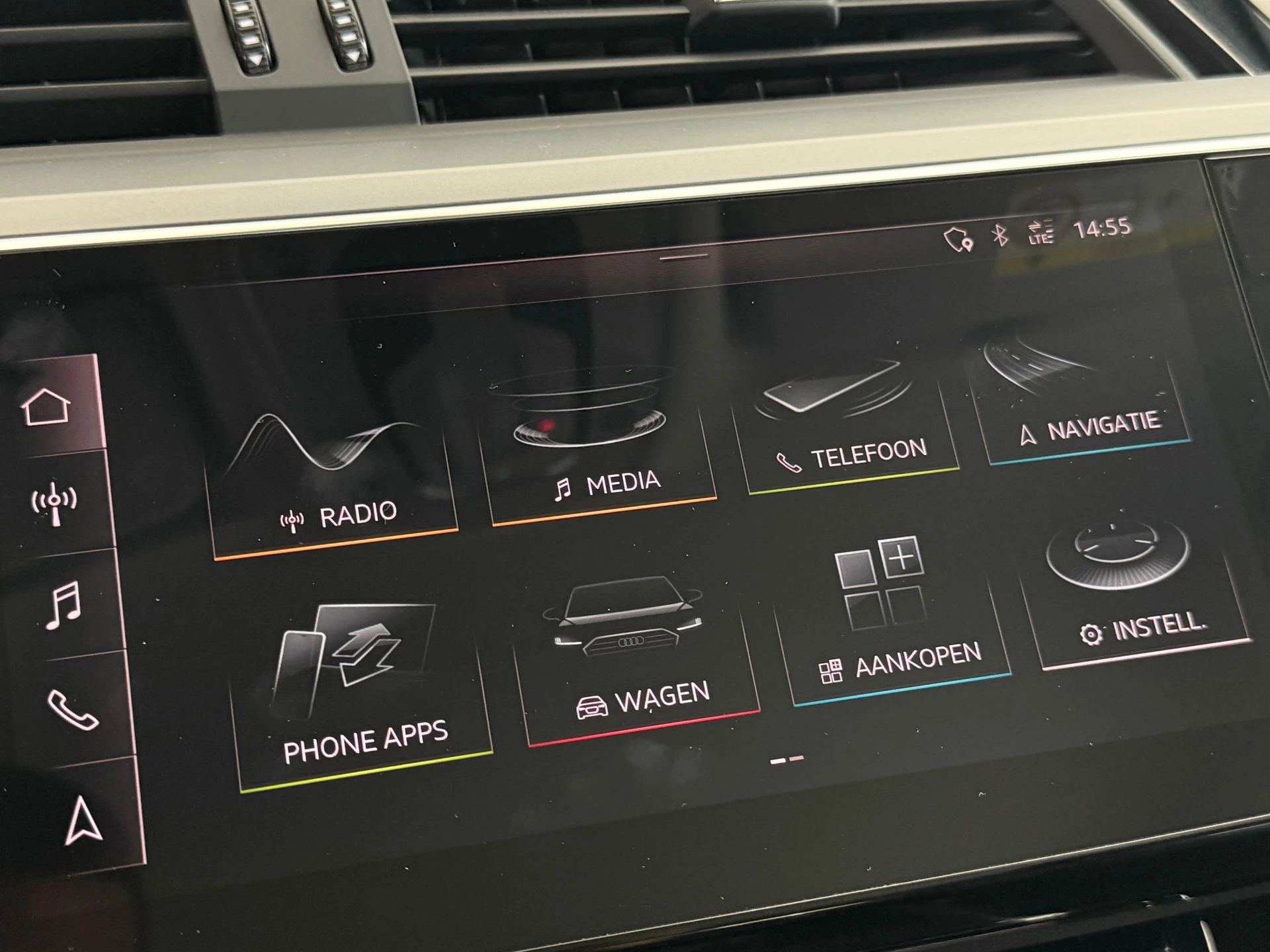 Hoofdafbeelding Audi e-tron
