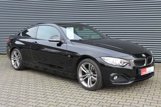 Hoofdafbeelding BMW 4 Serie BMW 4 Serie 420i Coupe Executive Uitv.