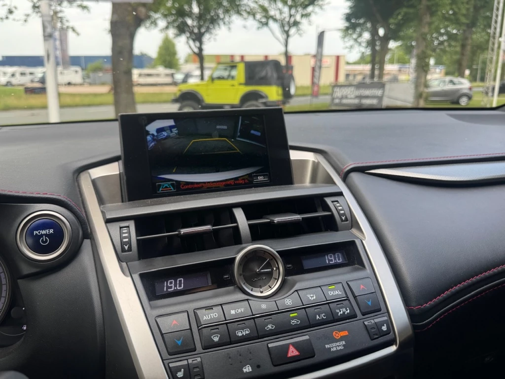 Hoofdafbeelding Lexus NX