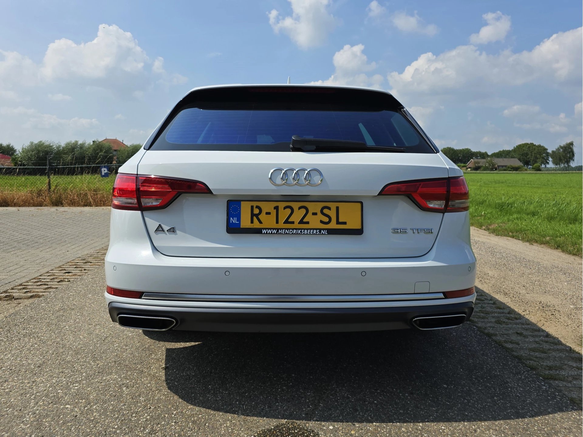 Hoofdafbeelding Audi A4