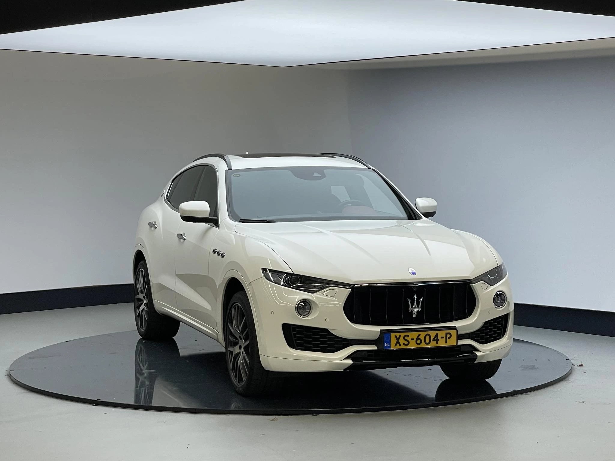 Hoofdafbeelding Maserati Levante