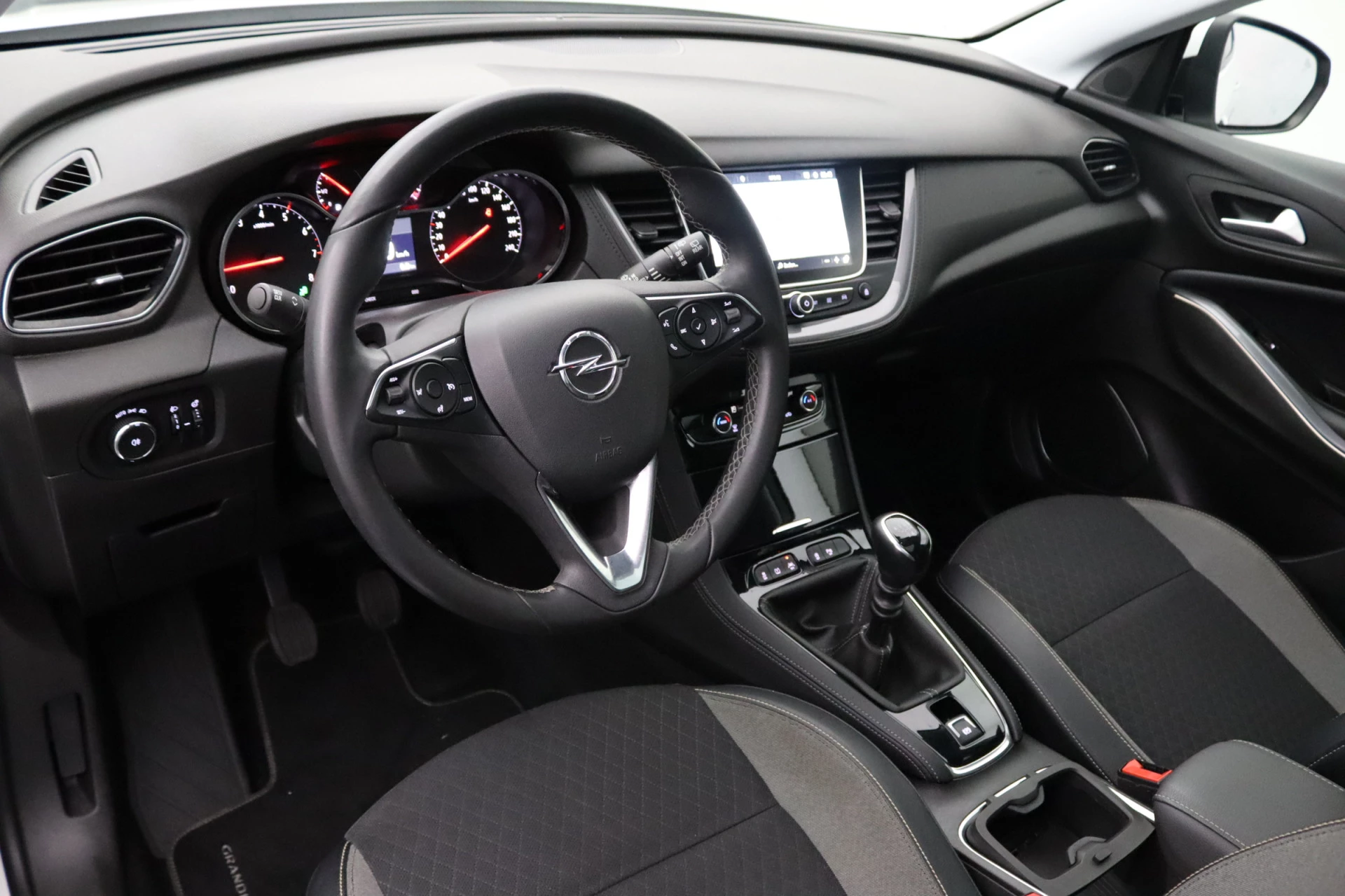 Hoofdafbeelding Opel Grandland X