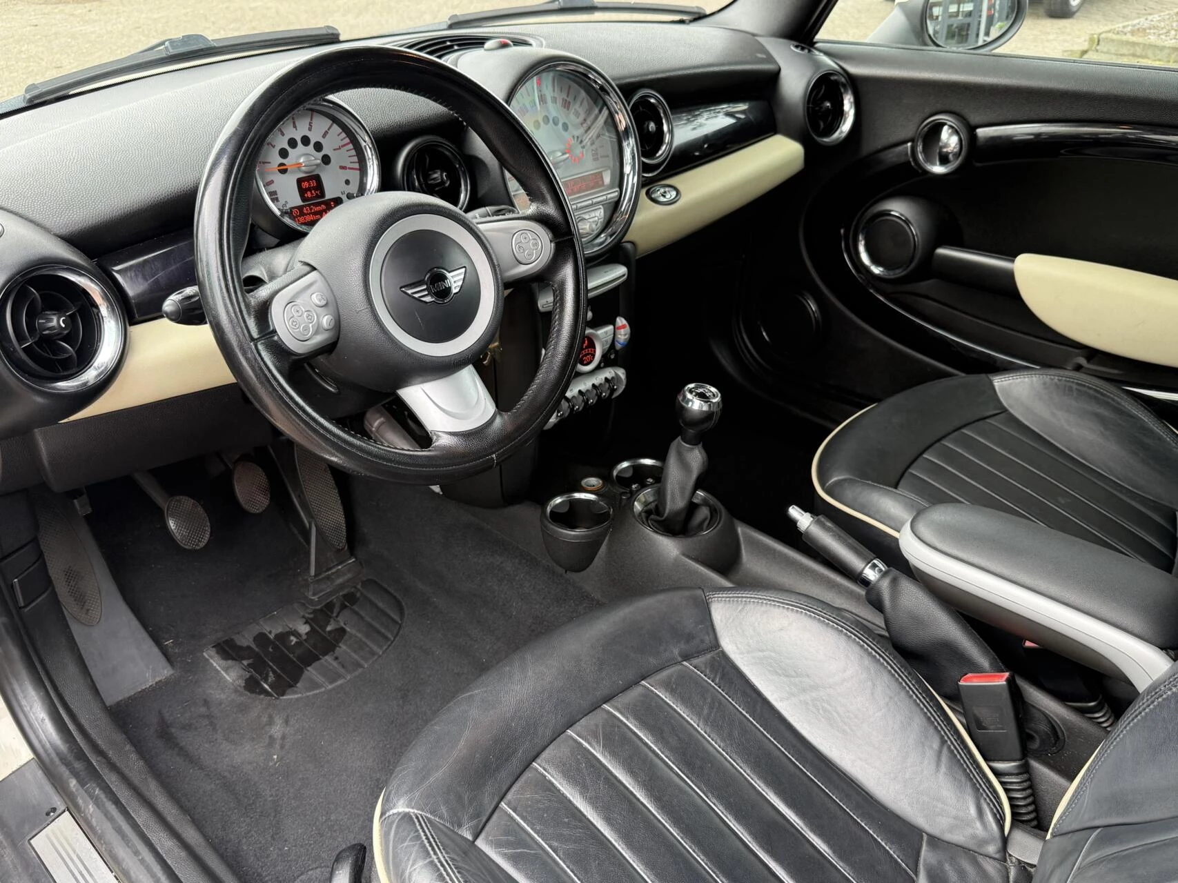 Hoofdafbeelding MINI Cooper Cabrio