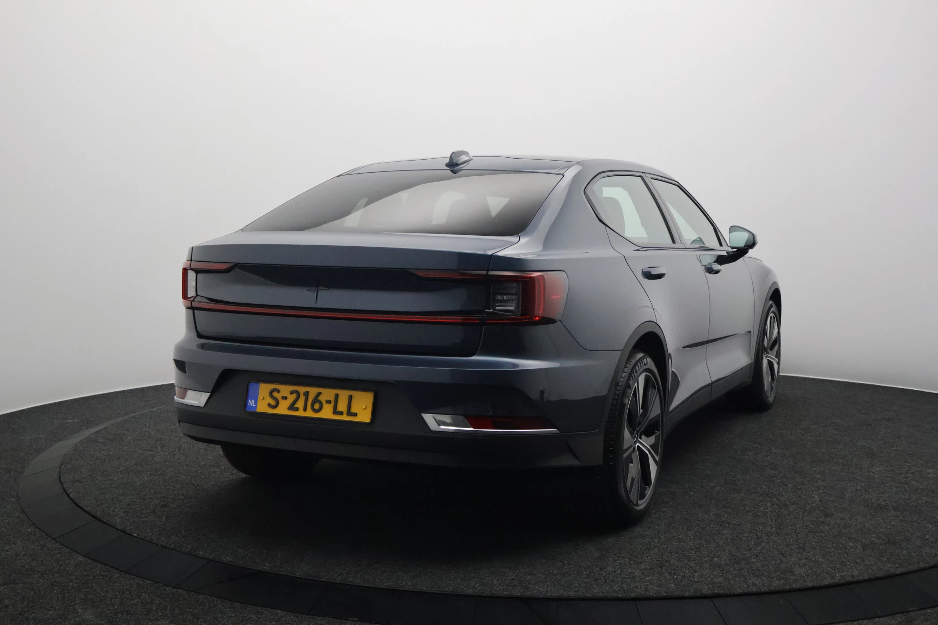 Hoofdafbeelding Polestar 2
