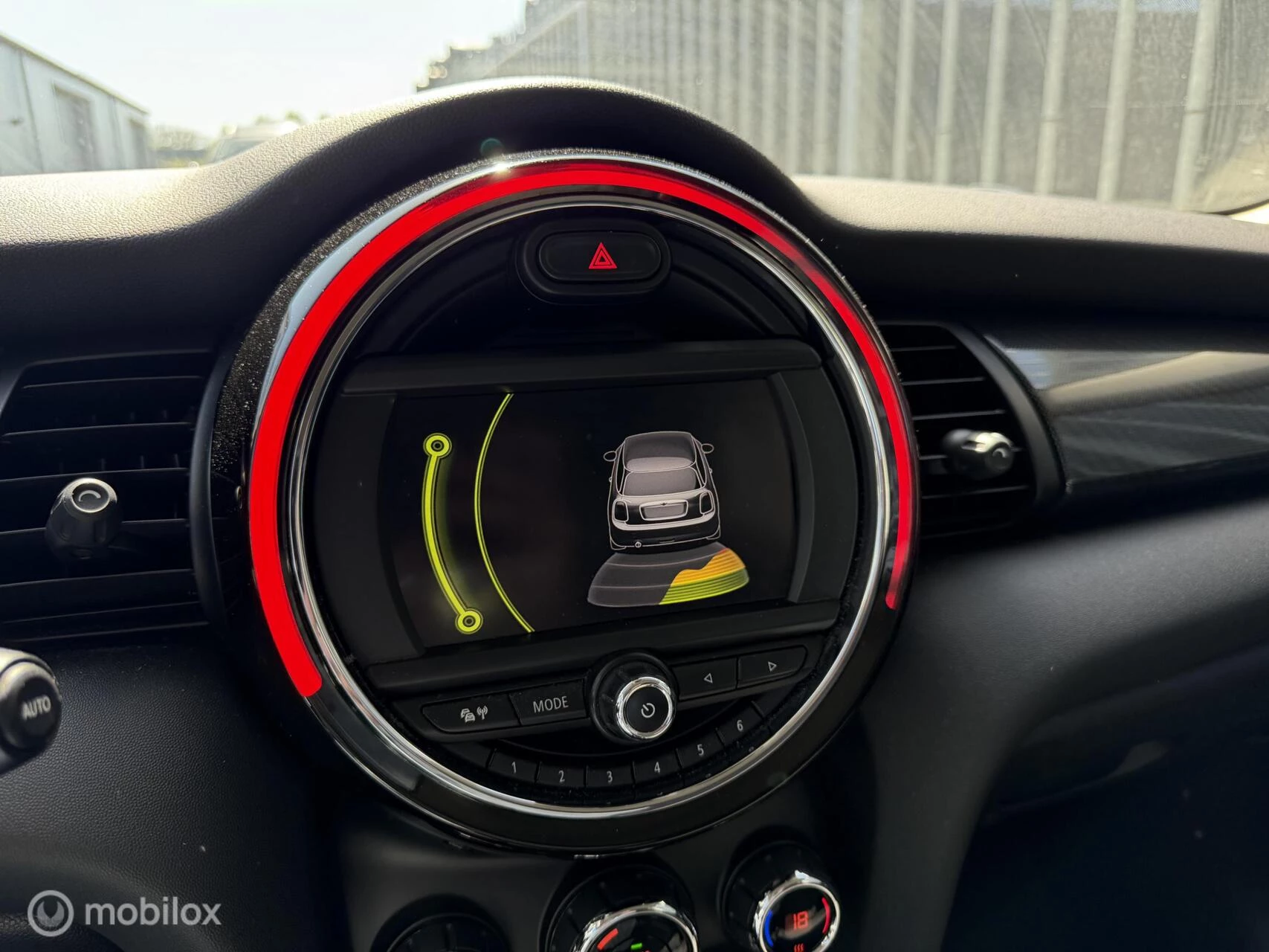 Hoofdafbeelding MINI One