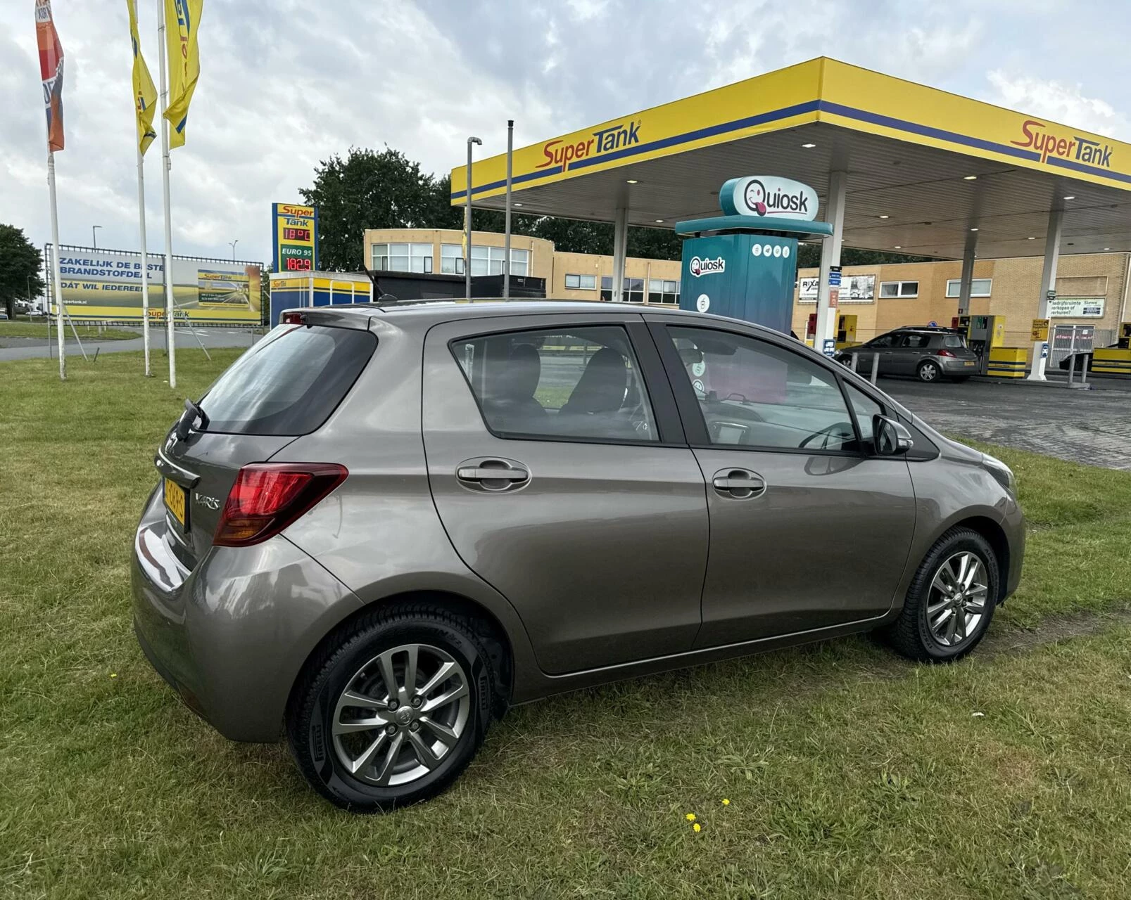 Hoofdafbeelding Toyota Yaris