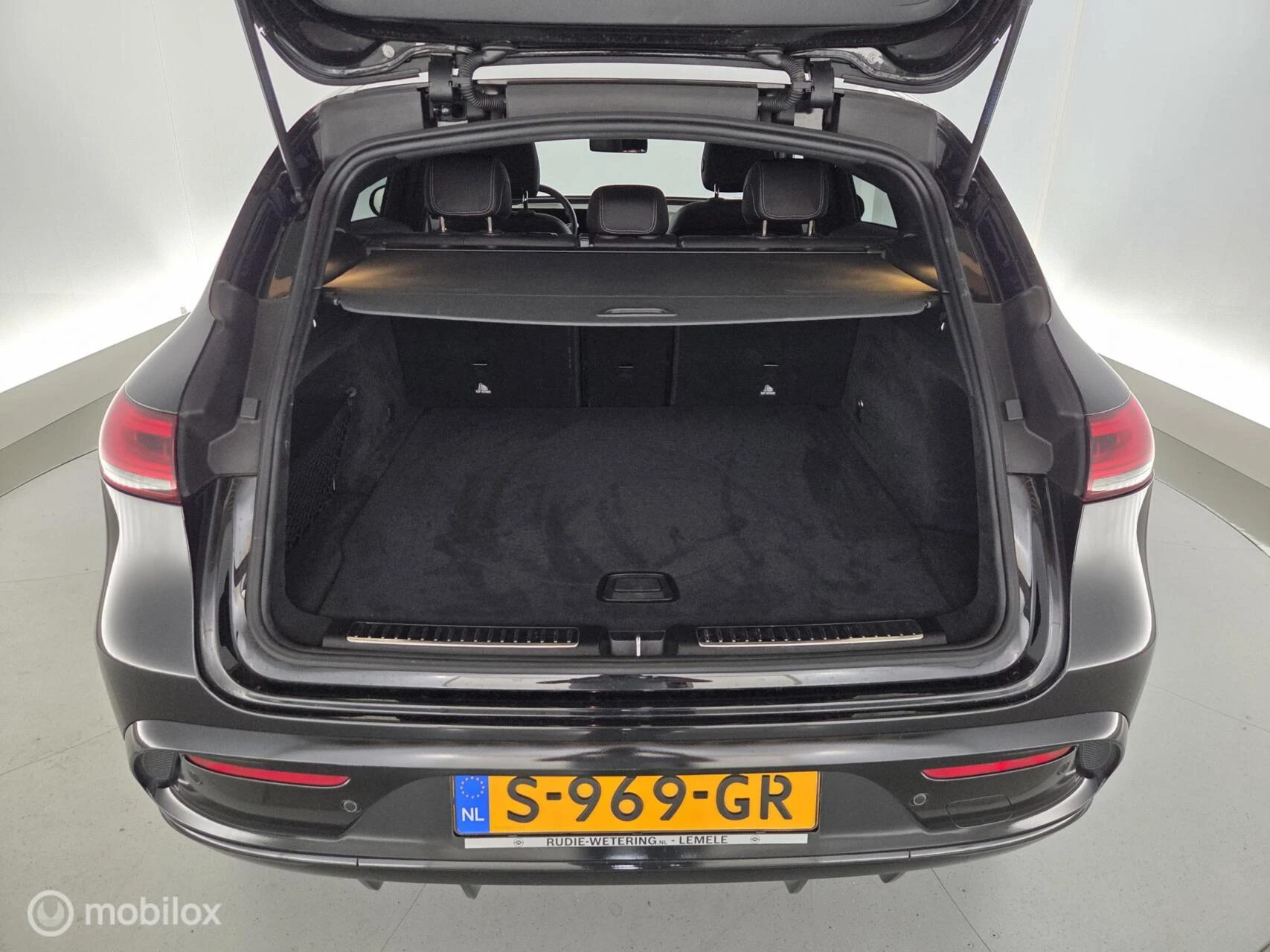 Hoofdafbeelding Mercedes-Benz EQC