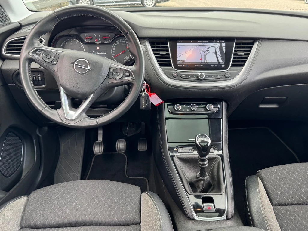 Hoofdafbeelding Opel Grandland X