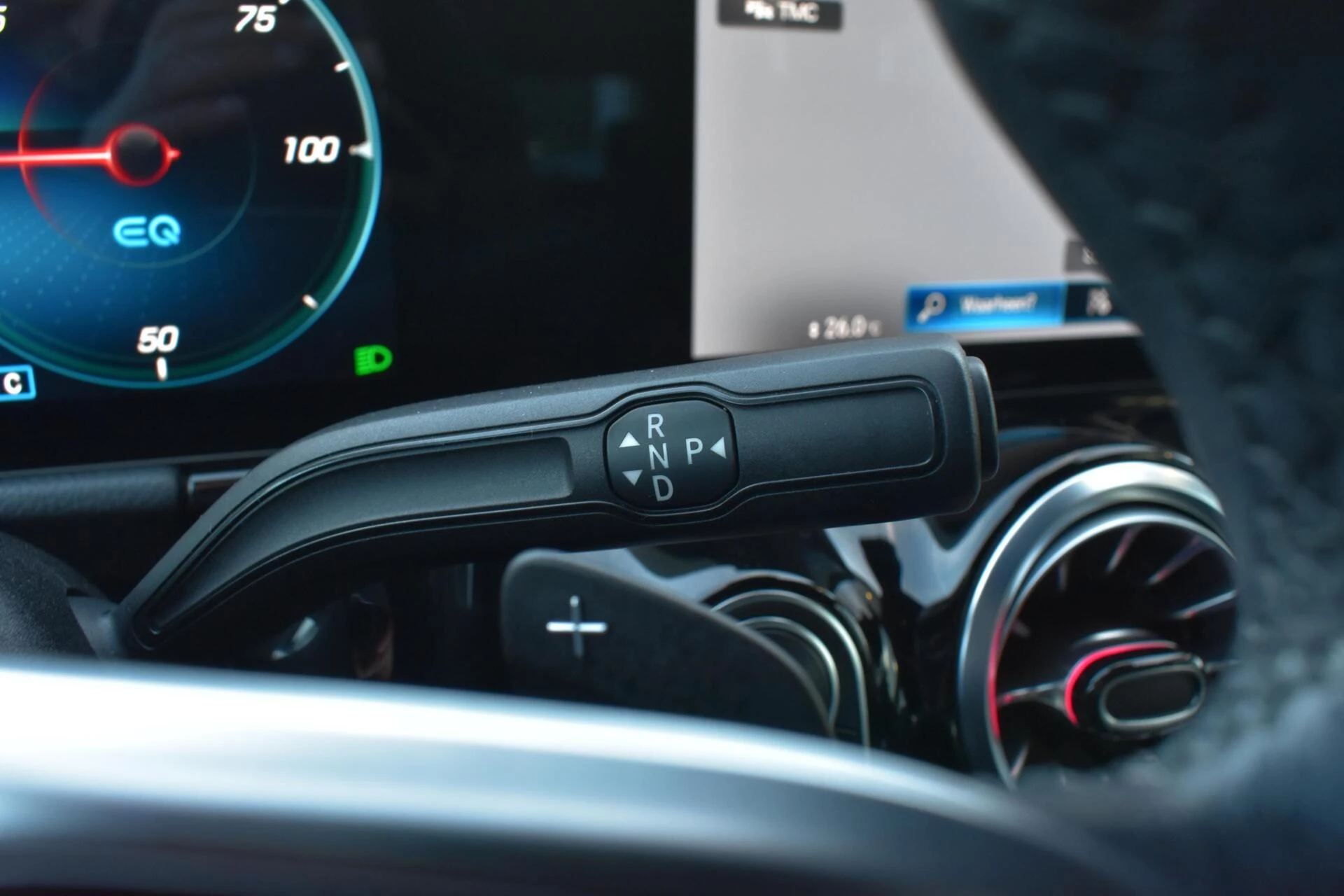 Hoofdafbeelding Mercedes-Benz EQA