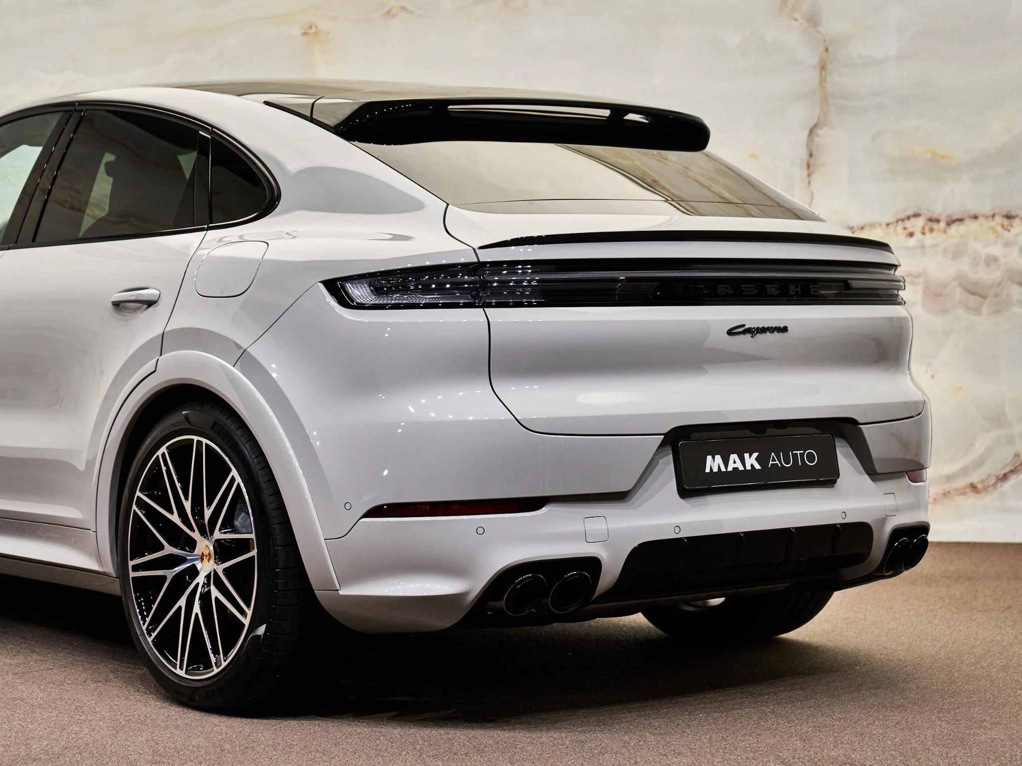 Hoofdafbeelding Porsche Cayenne