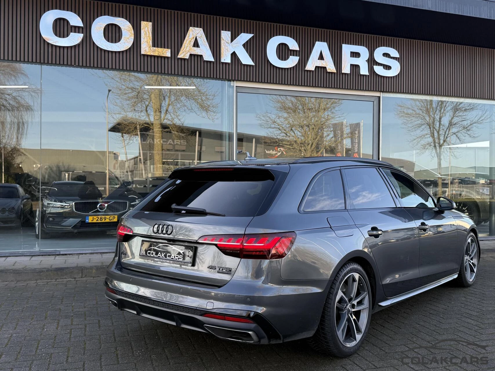 Hoofdafbeelding Audi A4
