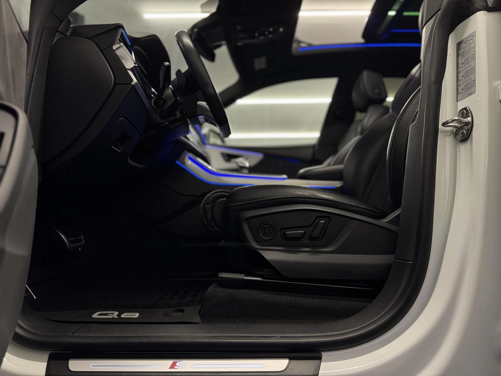 Hoofdafbeelding Audi Q8