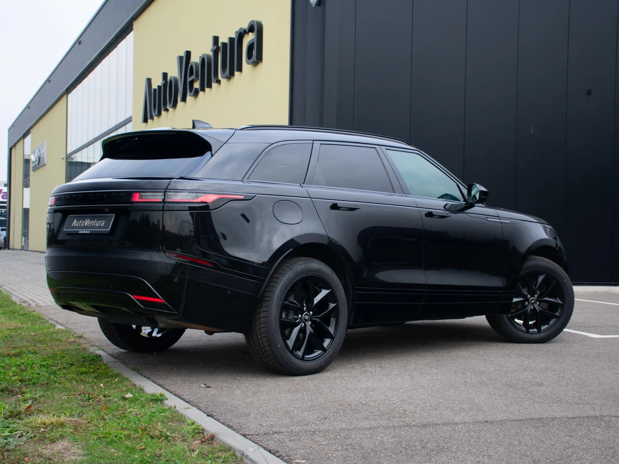 Hoofdafbeelding Land Rover Range Rover Velar