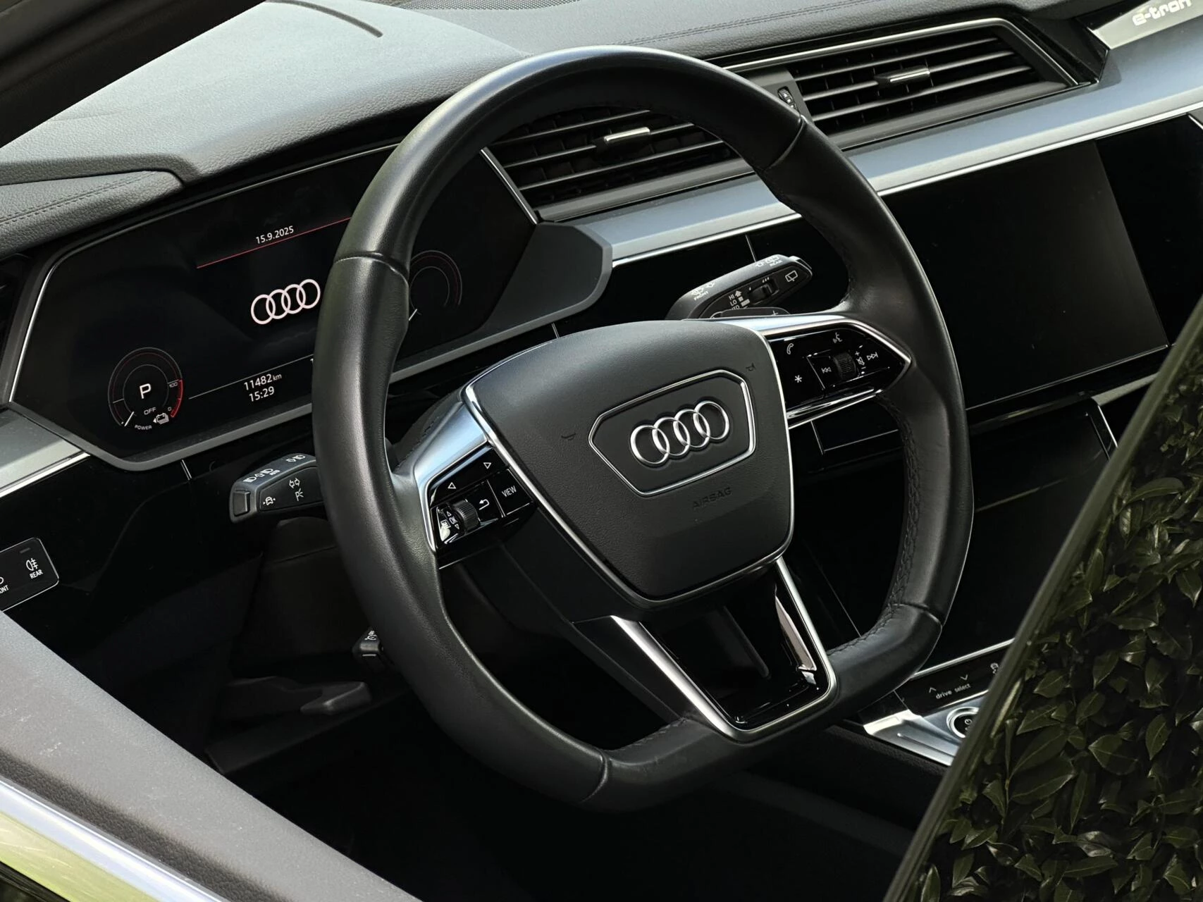 Hoofdafbeelding Audi e-tron