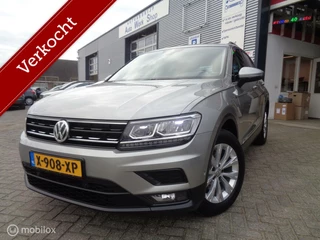 Volkswagen Tiguan 1.5 TSI ACT Comfortline Business/LED/AUTOMAAT/Airco/Panodak/Apple carplay/Navi/18''/Trekhaak/Camera/PDC