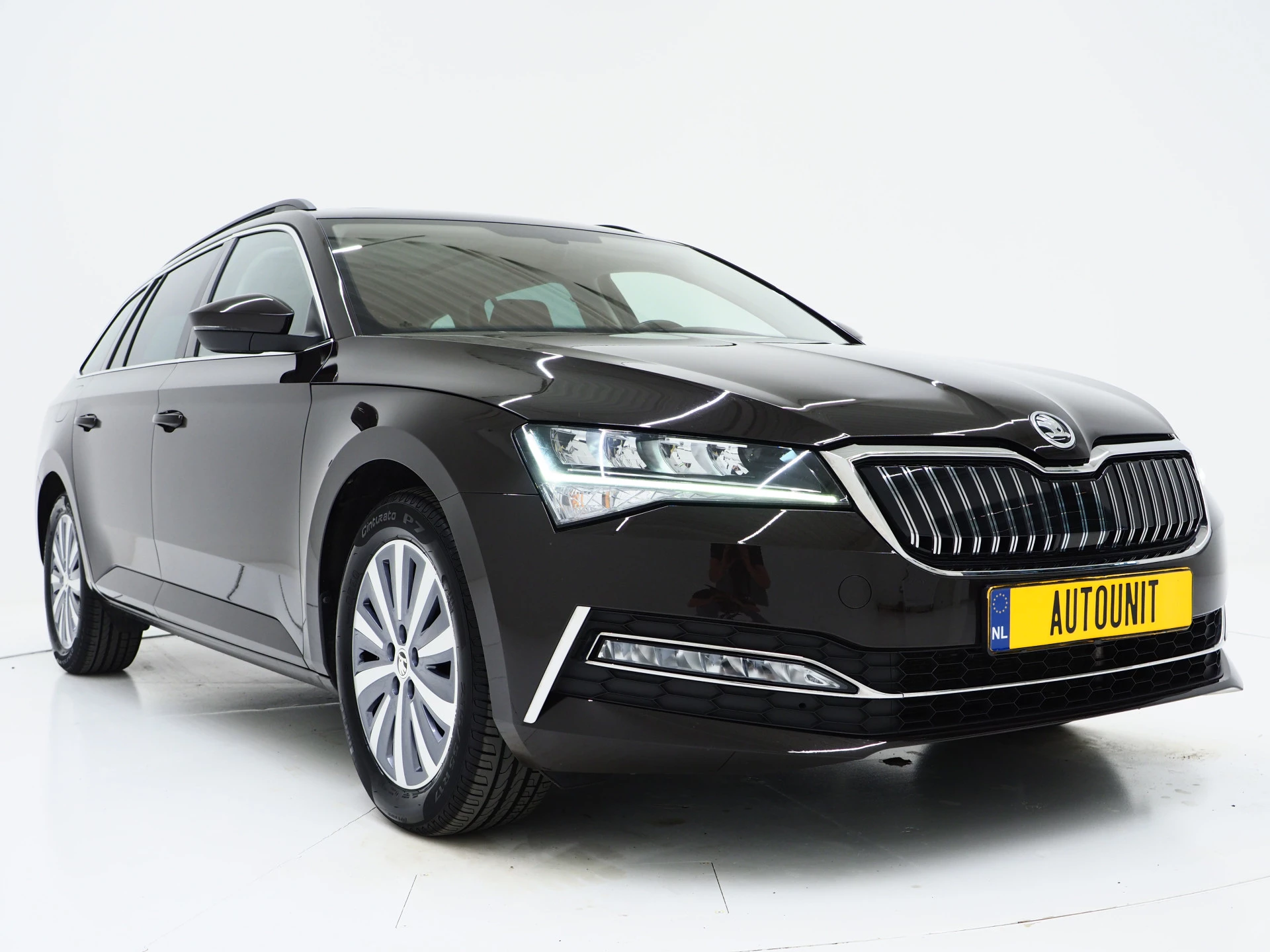 Hoofdafbeelding Škoda Superb
