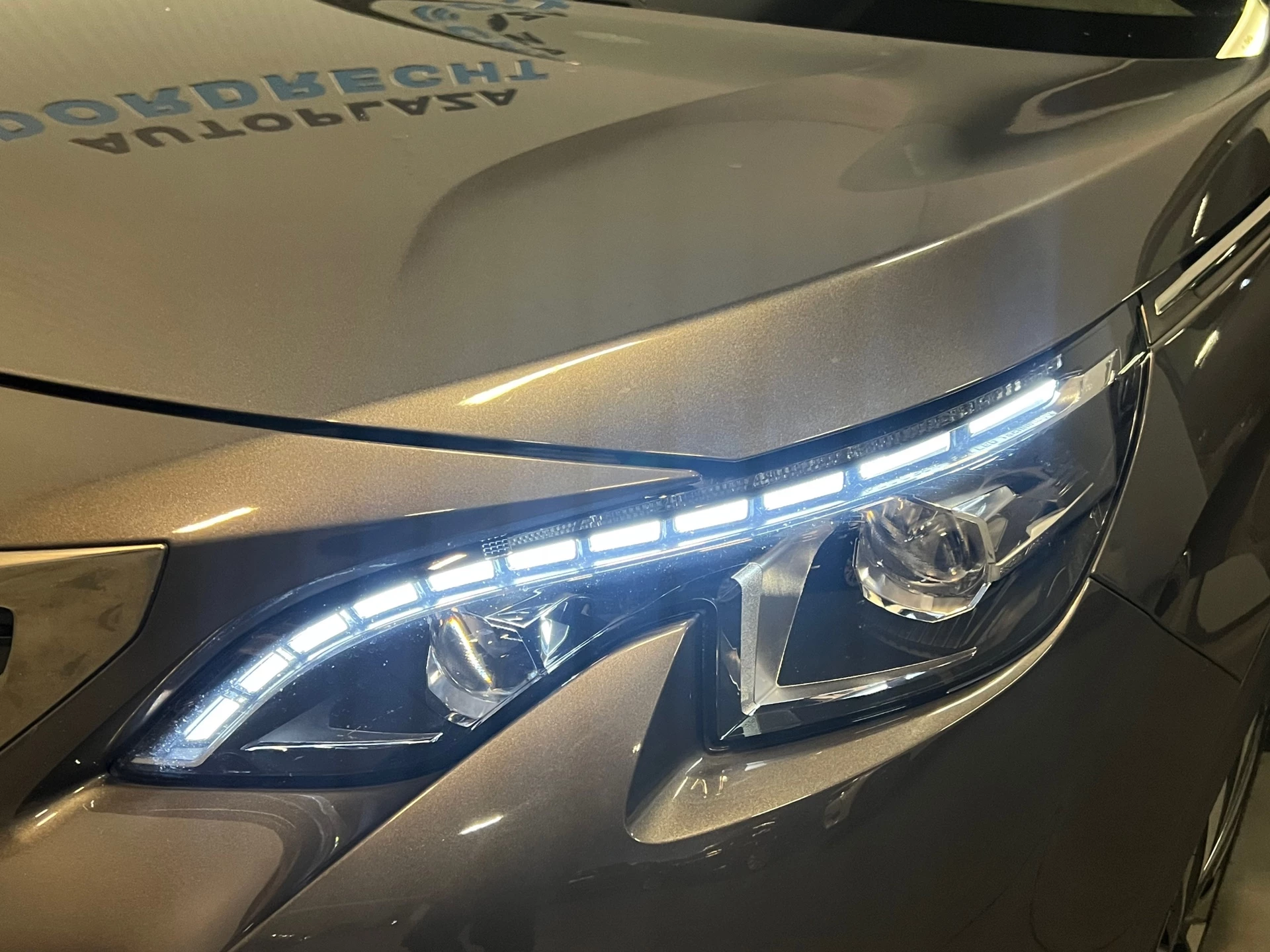 Hoofdafbeelding Peugeot 5008