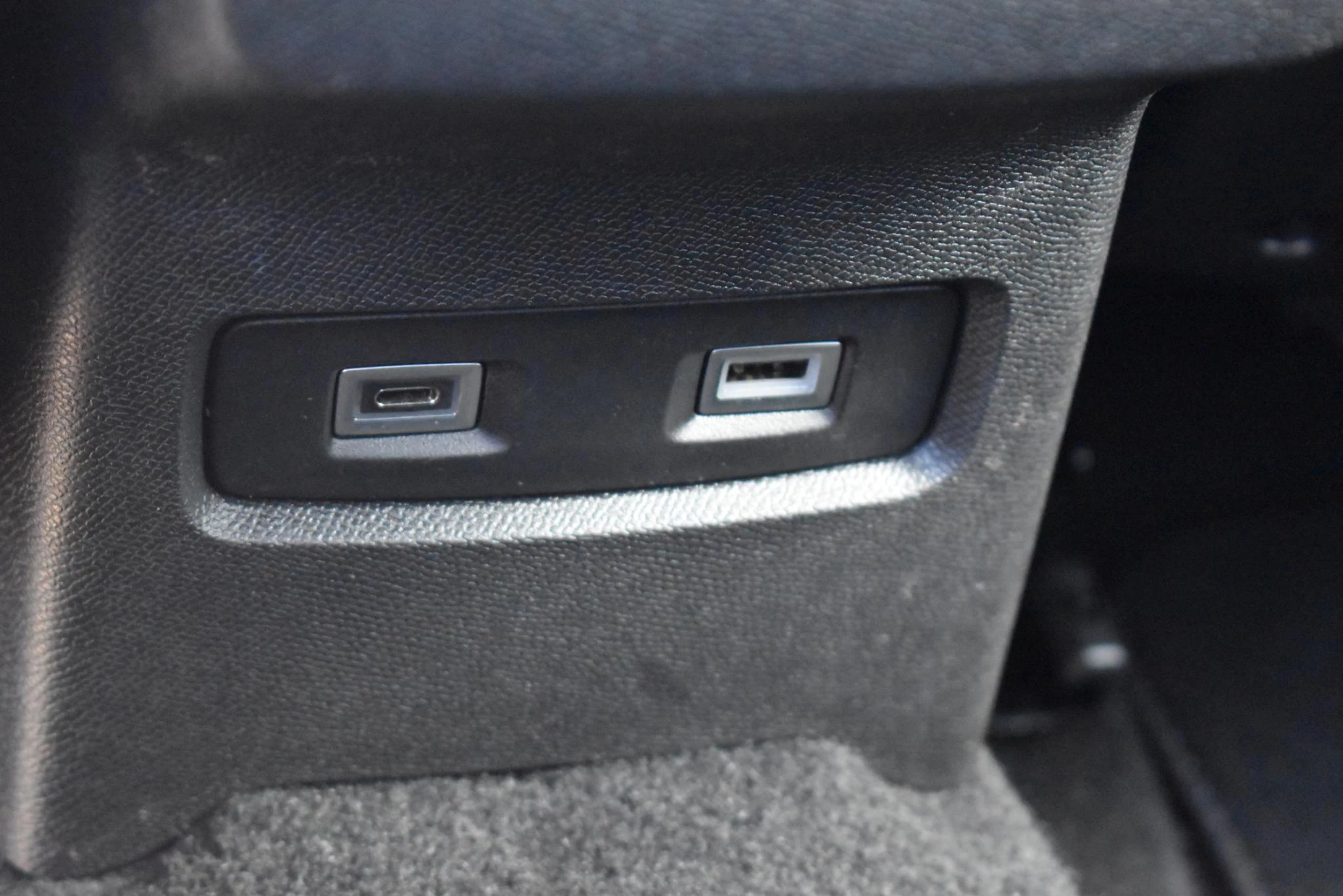 Hoofdafbeelding Citroën ë-C4