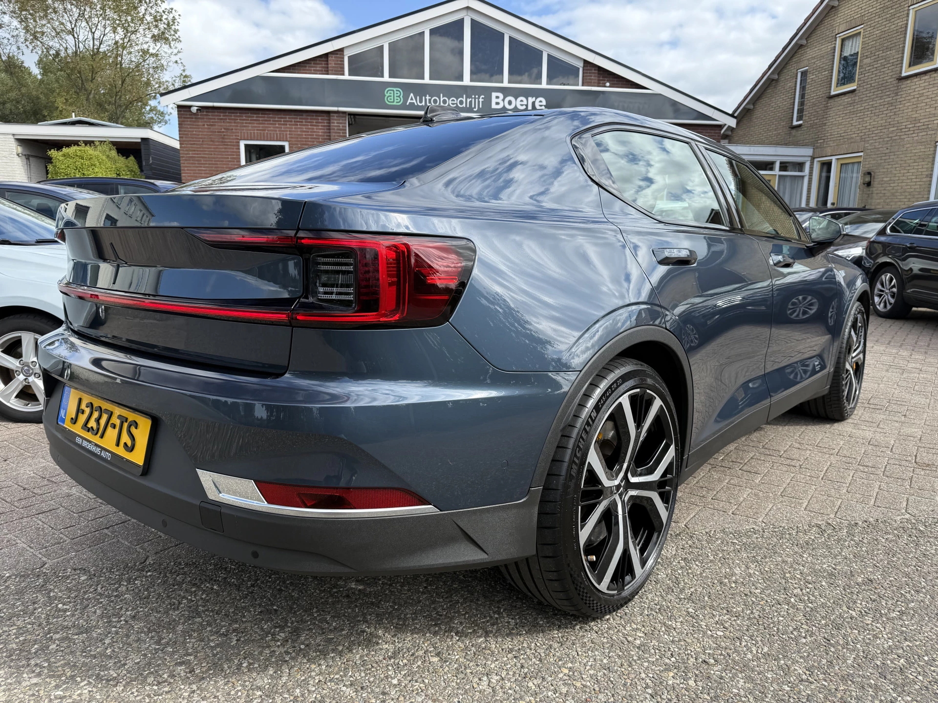 Hoofdafbeelding Polestar 2